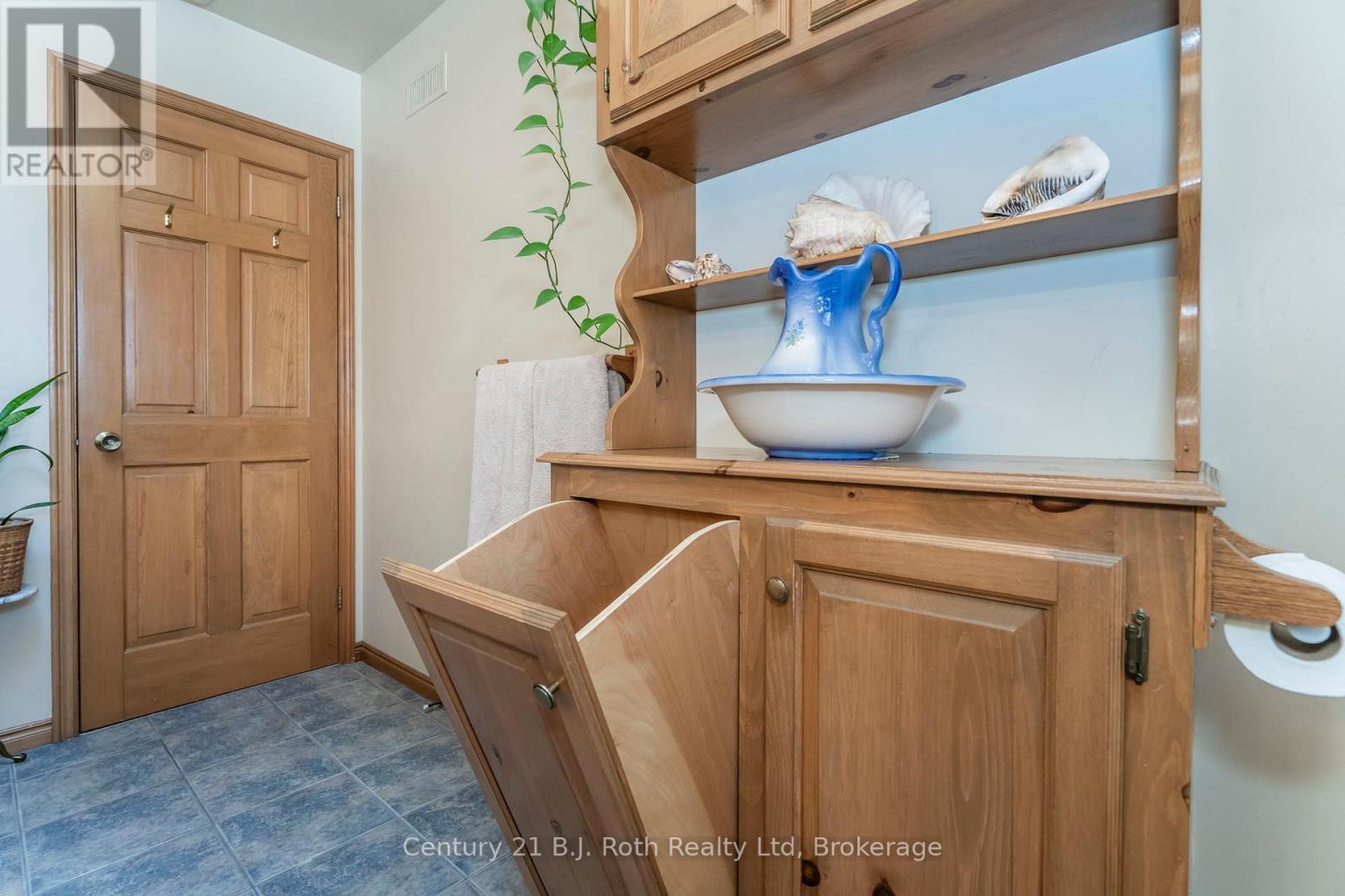 100 Tall Pines Drive, Tiny, Ontario  L9M 0H4 - Photo 25 - S12015405