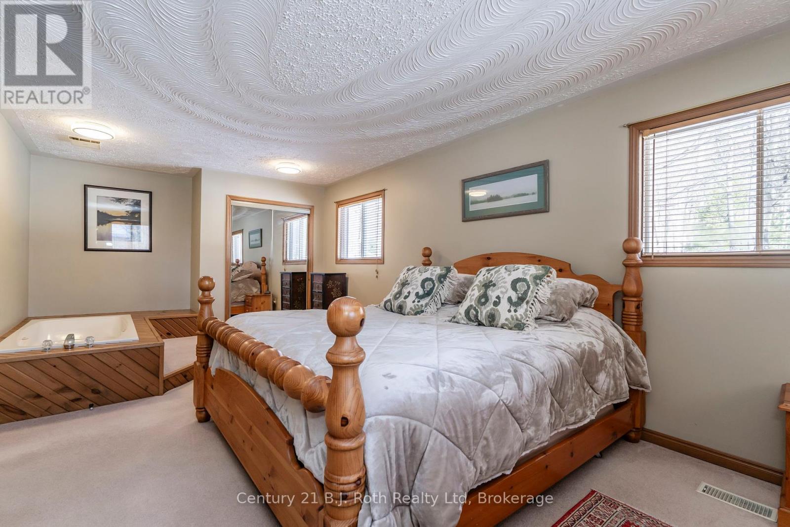 100 Tall Pines Drive, Tiny, Ontario  L9M 0H4 - Photo 20 - S12015405