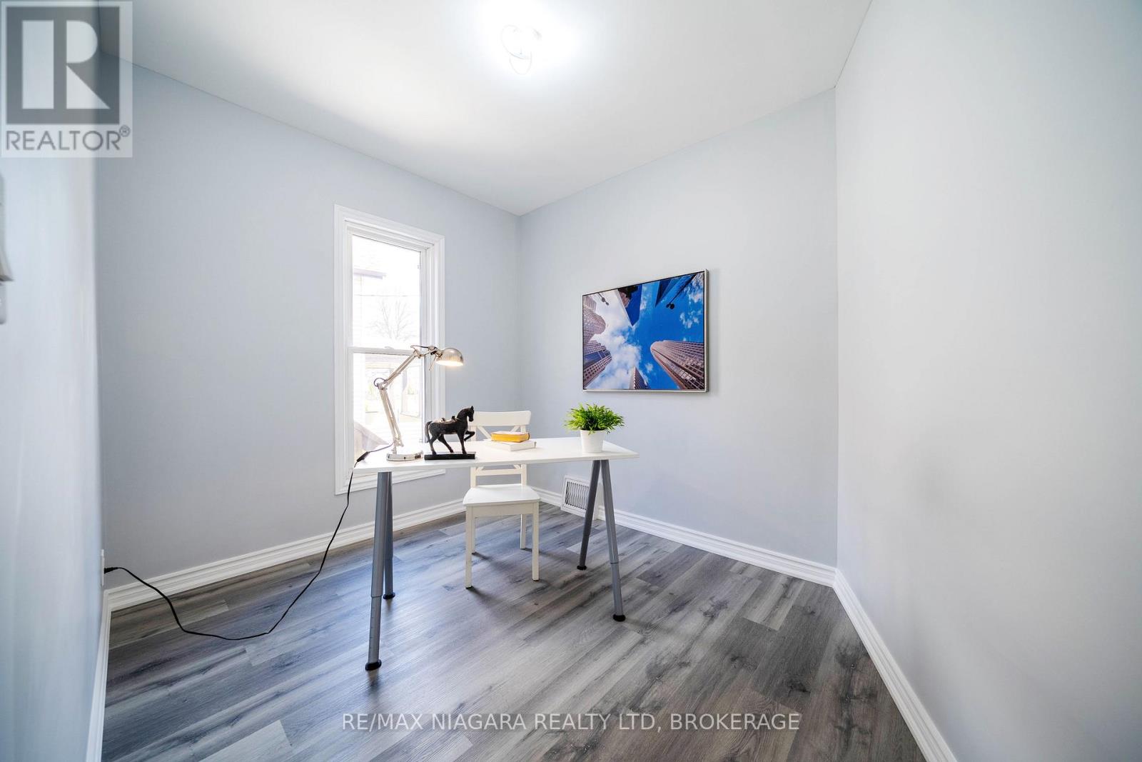 4749 Epworth Circle, Niagara Falls, Ontario  L2E 1E1 - Photo 17 - X12099884