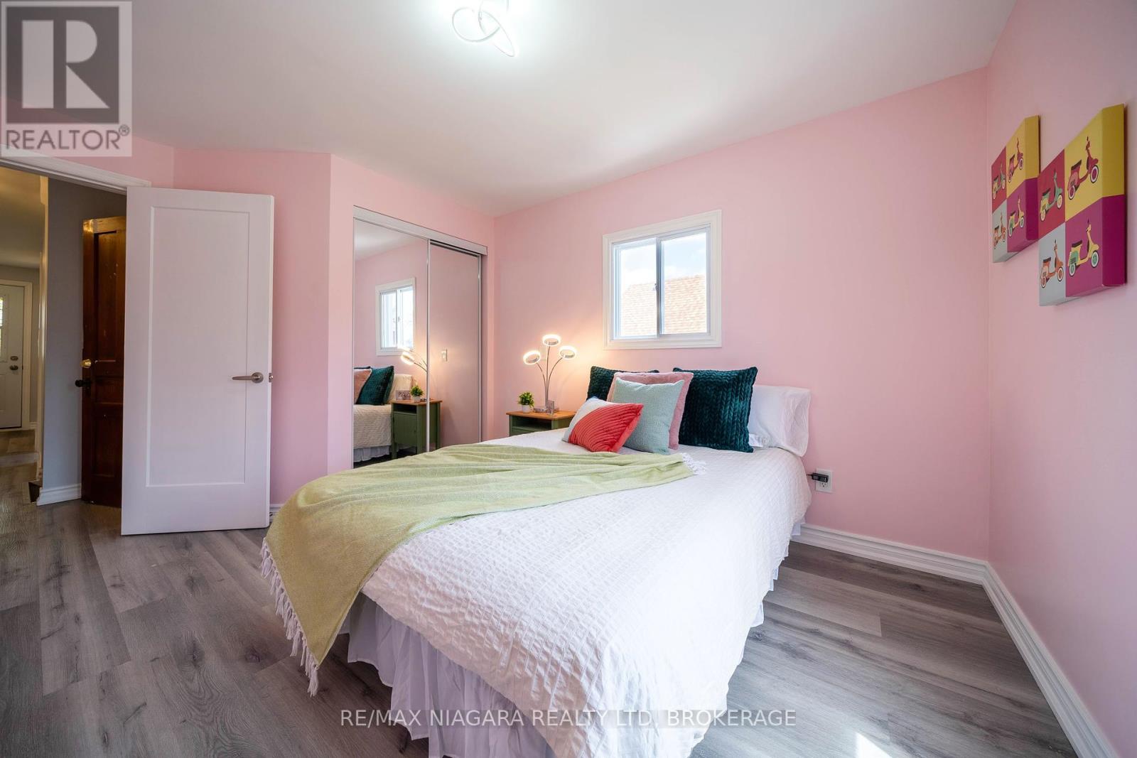 4749 Epworth Circle, Niagara Falls, Ontario  L2E 1E1 - Photo 29 - X12099884