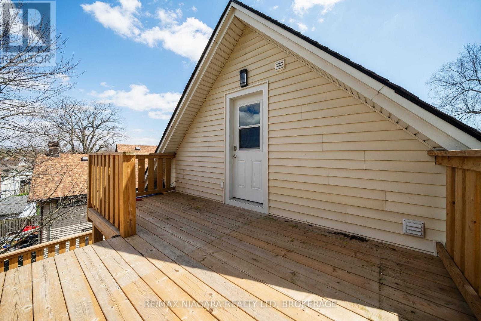 4749 Epworth Circle, Niagara Falls, Ontario  L2E 1E1 - Photo 42 - X12099884