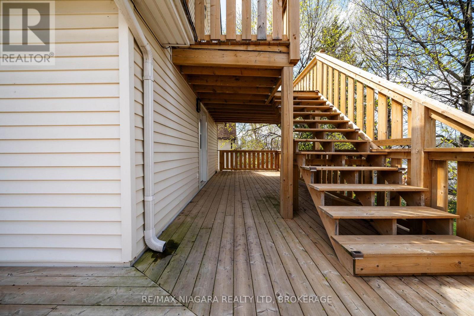 4749 Epworth Circle, Niagara Falls, Ontario  L2E 1E1 - Photo 44 - X12099884