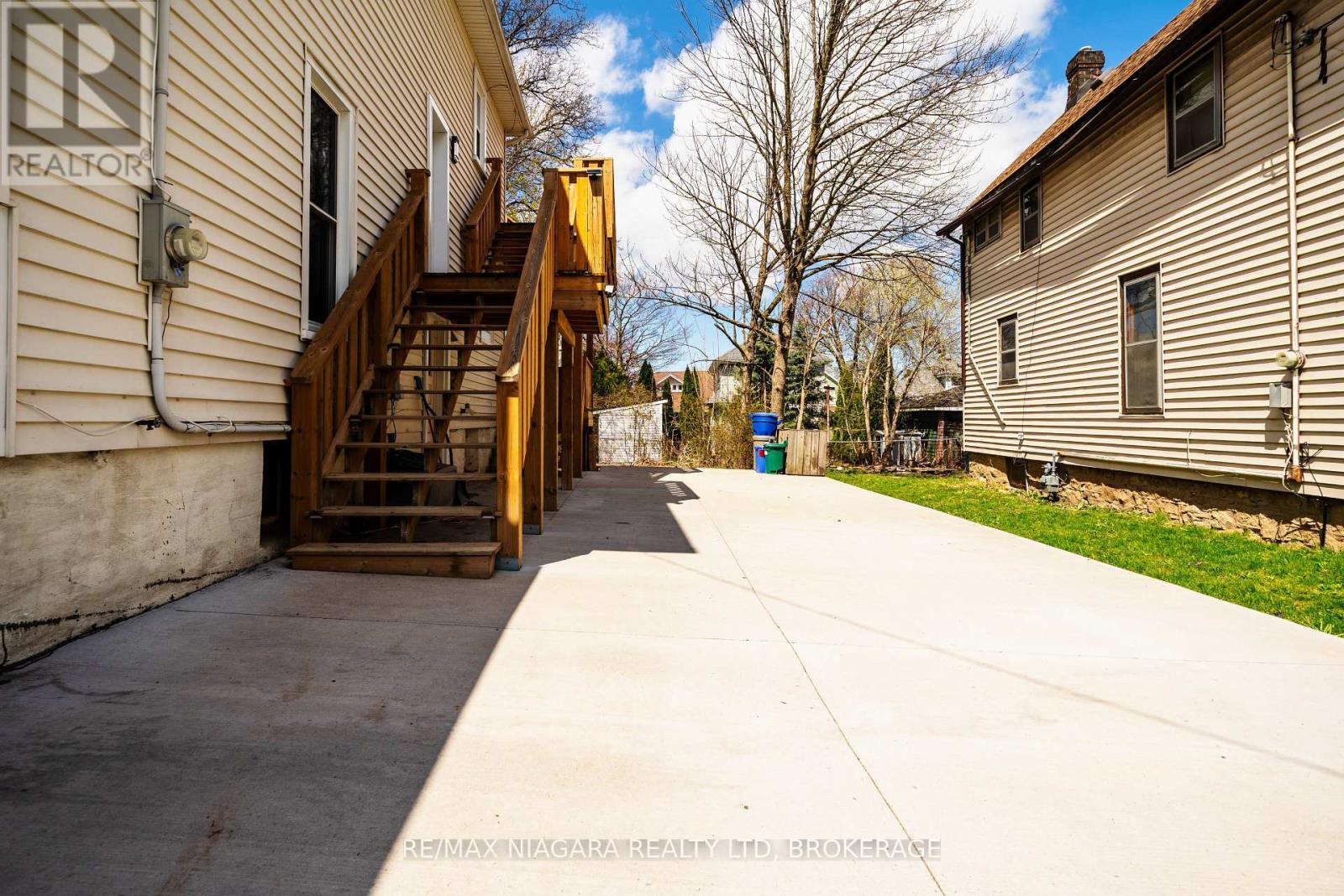 4749 Epworth Circle, Niagara Falls, Ontario  L2E 1E1 - Photo 48 - X12099884