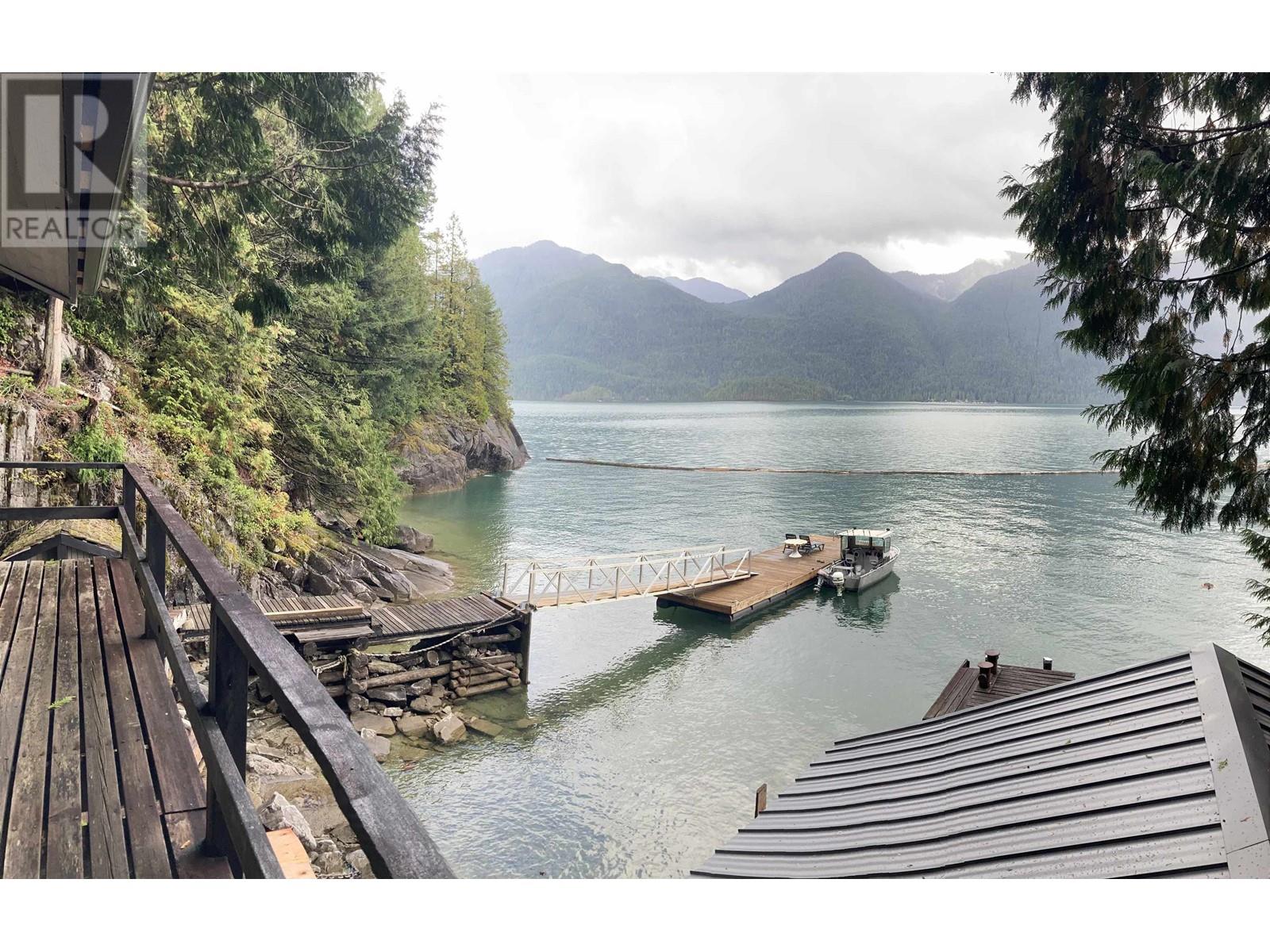 1 Seal Bay, Pitt Meadows, British Columbia  V0V 0V0 - Photo 11 - R2993724