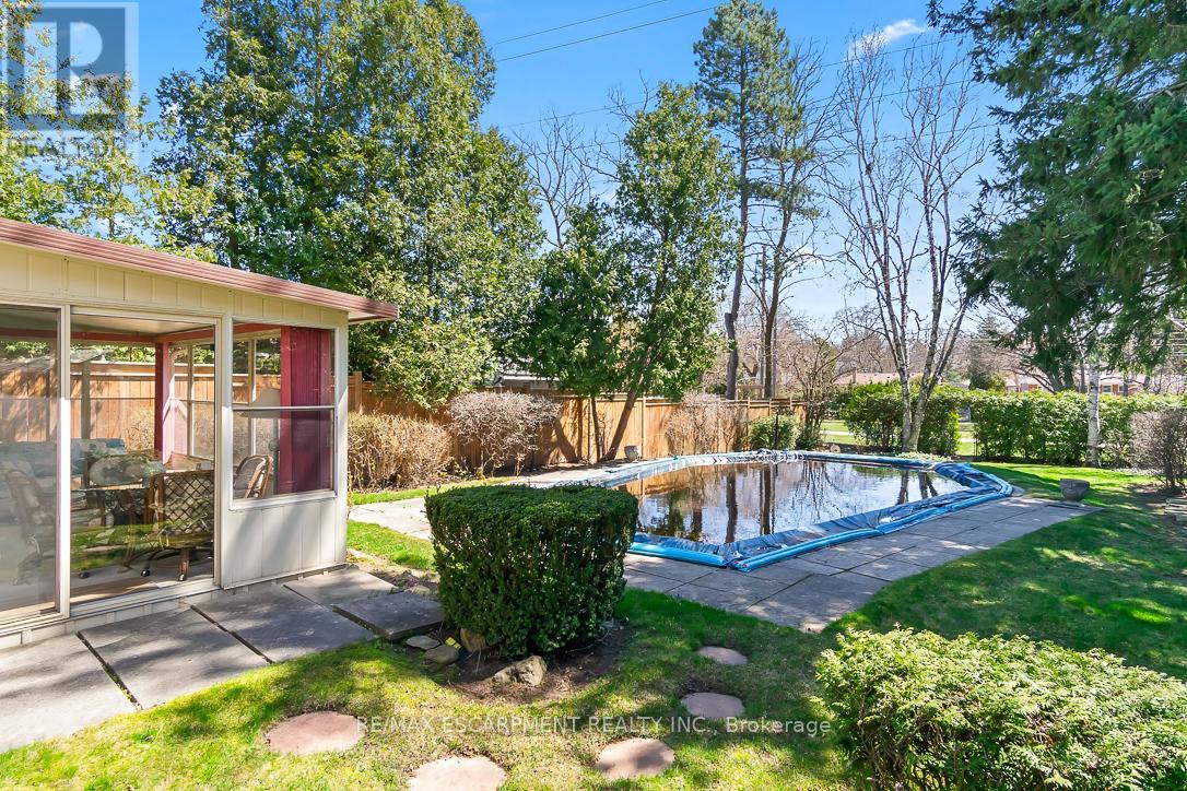 1844 Barsuda Drive, Mississauga, Ontario  L5J 1V4 - Photo 43 - W12099870