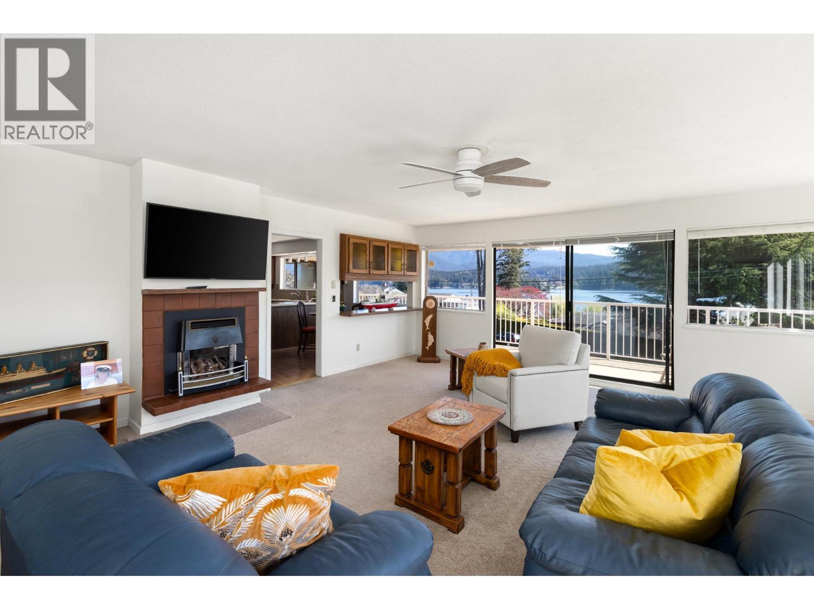 587 Beachview Drive, North Vancouver, British Columbia  V7G 1P8 - Photo 16 - R2993678