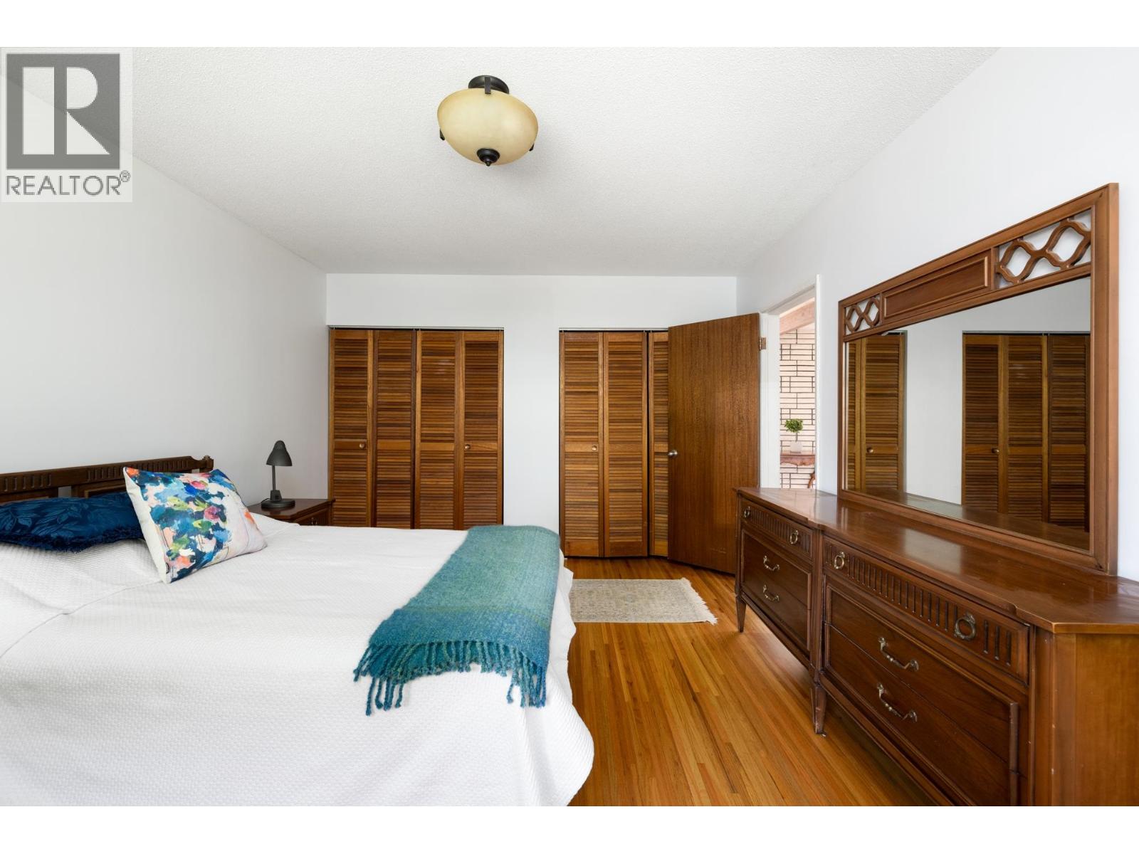 587 Beachview Drive, North Vancouver, British Columbia  V7G 1P8 - Photo 21 - R2993678