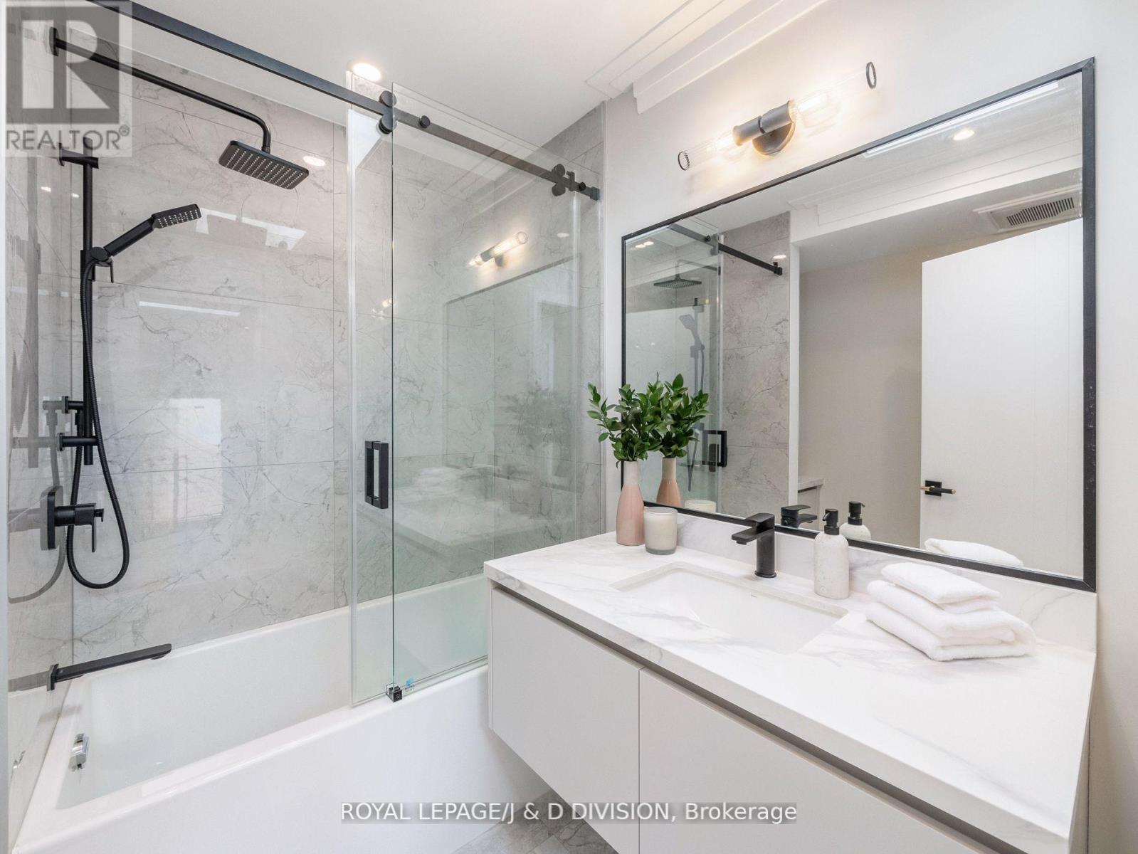 79 Chudleigh Avenue, Toronto, Ontario  M4R 1T4 - Photo 25 - C12099804