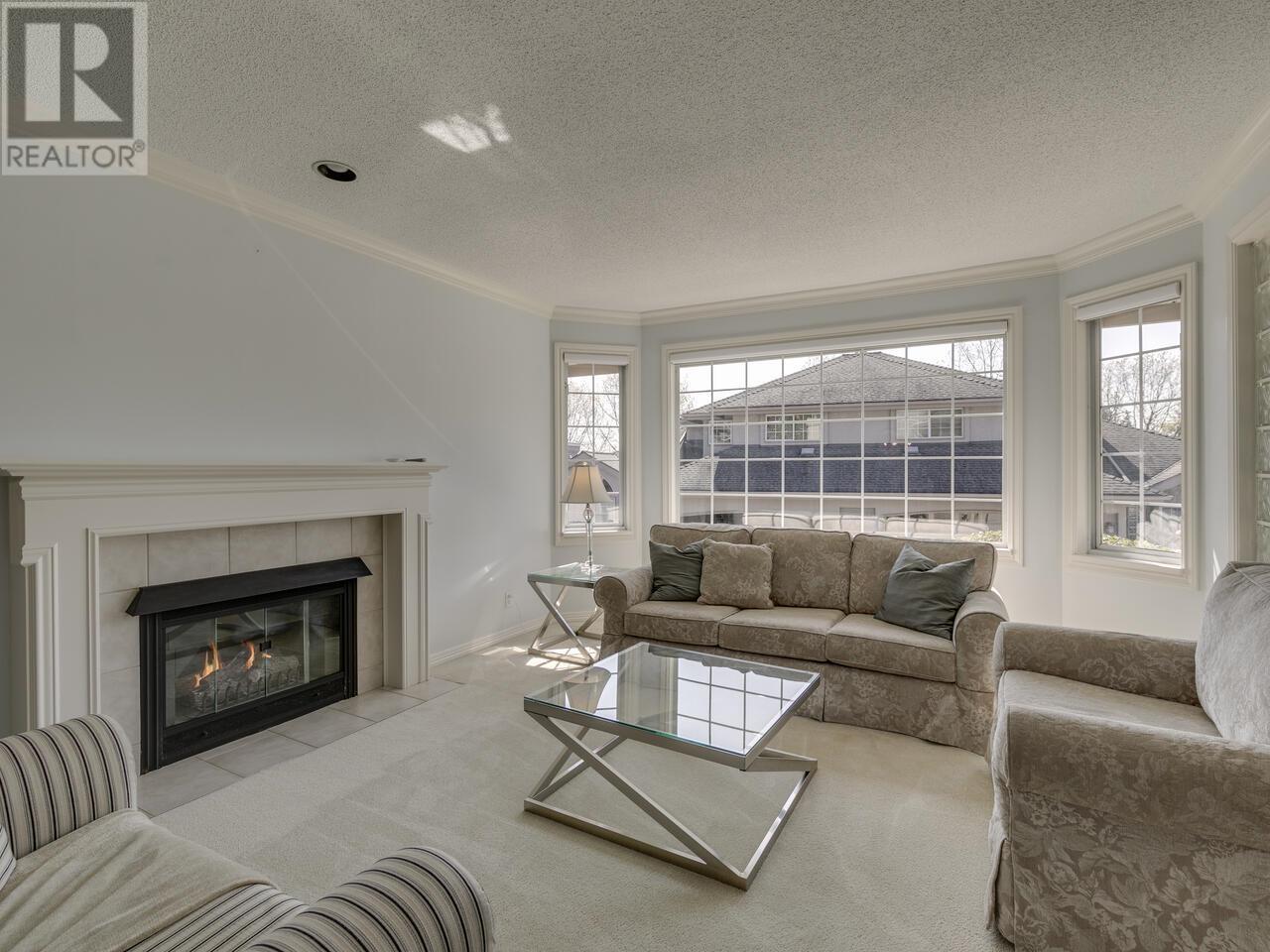Property at 423A BROMLEY STREET image 5