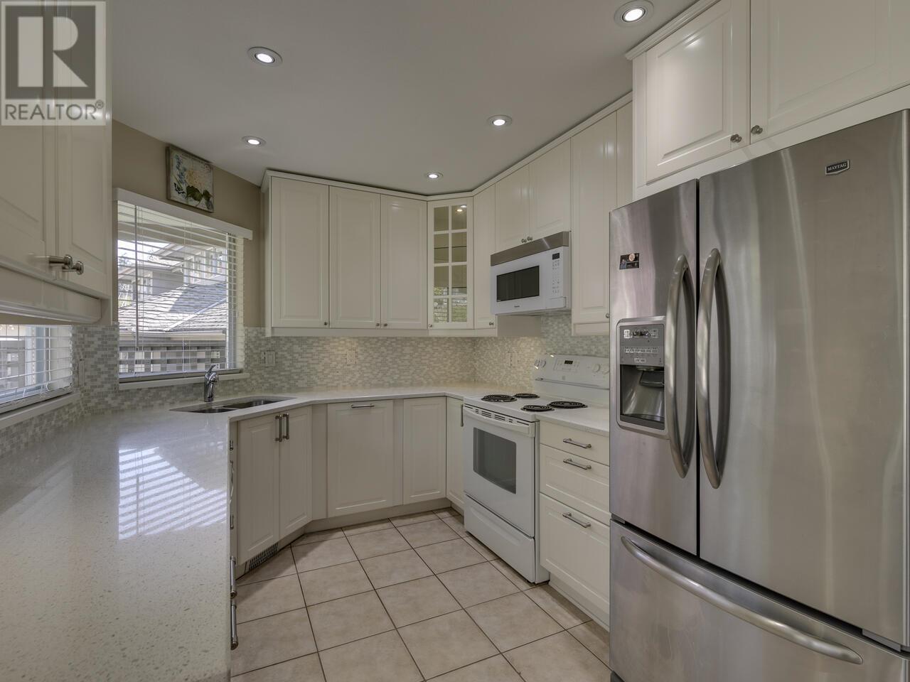 423a Bromley Street, Coquitlam, British Columbia  V3K 6N7 - Photo 13 - R2992992