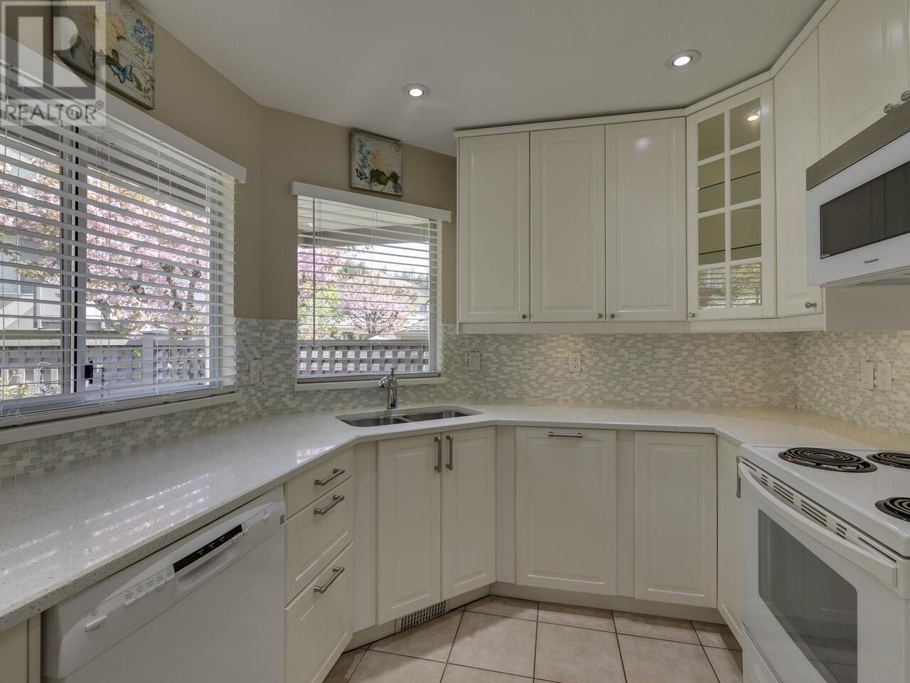 423a Bromley Street, Coquitlam, British Columbia  V3K 6N7 - Photo 14 - R2992992