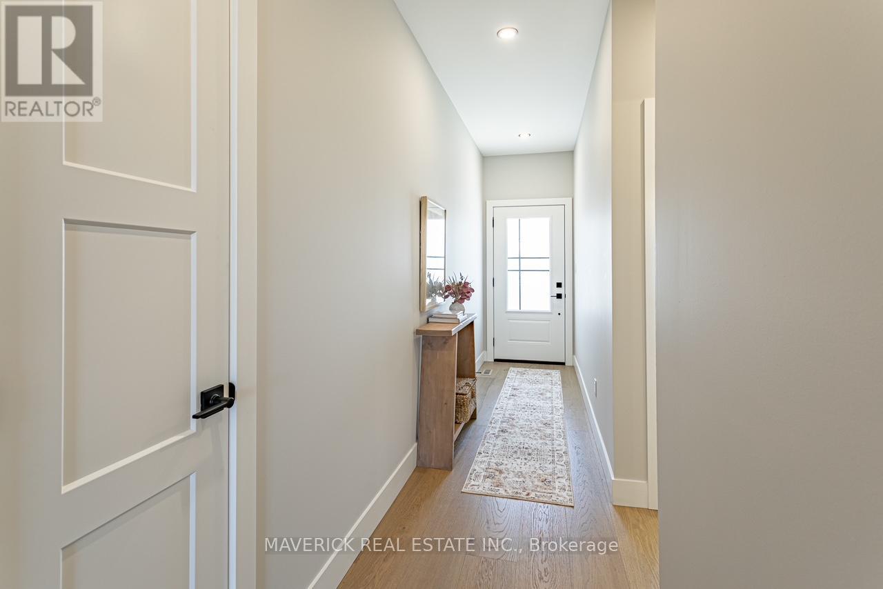 2 - 183 Brock Street, Zorra (Thamesford), Ontario  N0M 2M0 - Photo 5 - X12099913