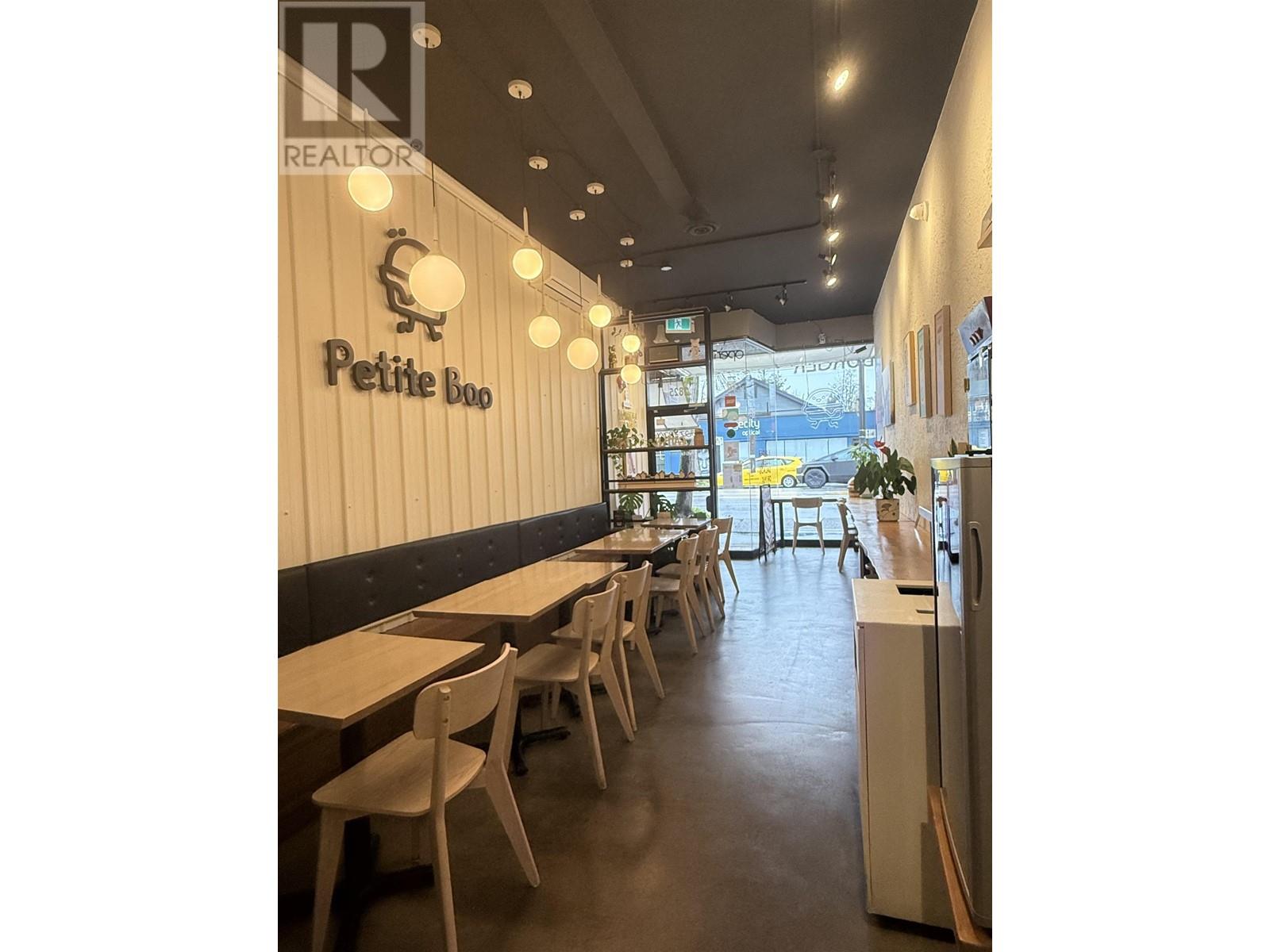 2825 W Broadway, Vancouver, British Columbia  V6K 2G6 - Photo 2 - C8068595