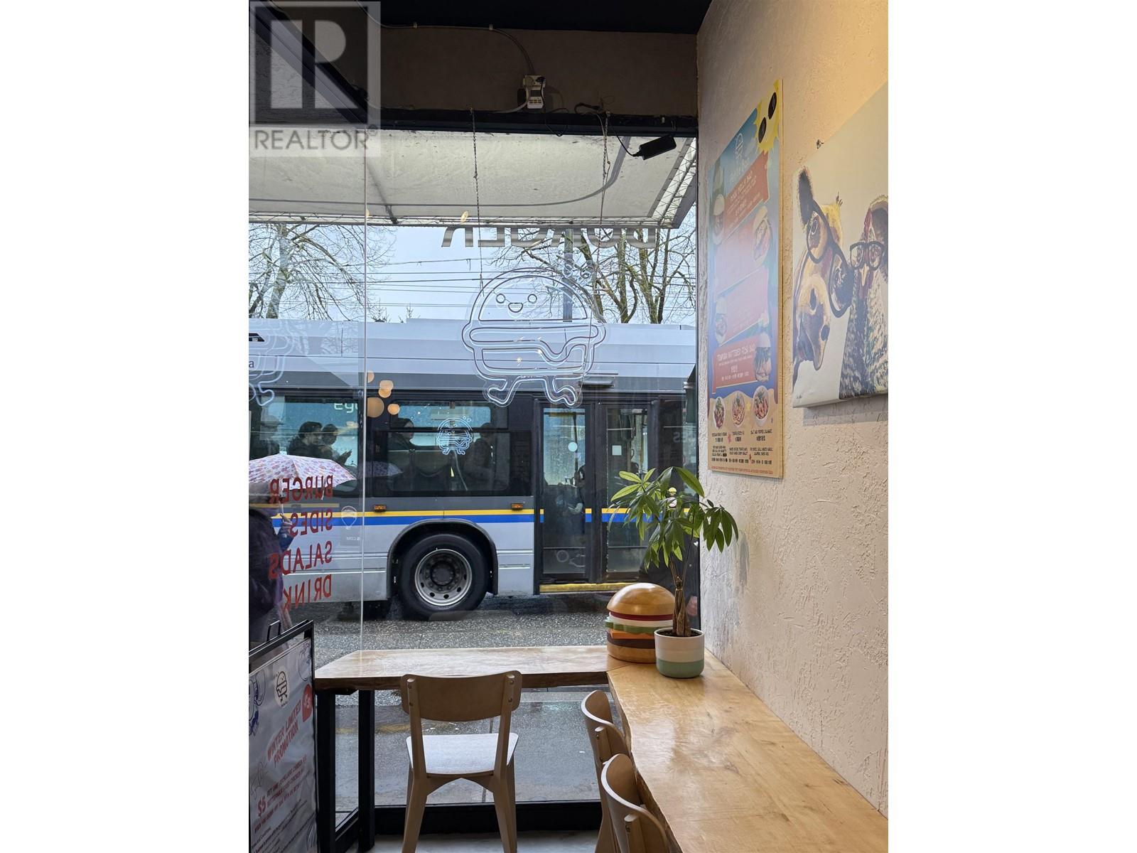 2825 W Broadway, Vancouver, British Columbia  V6K 2G6 - Photo 14 - C8068595