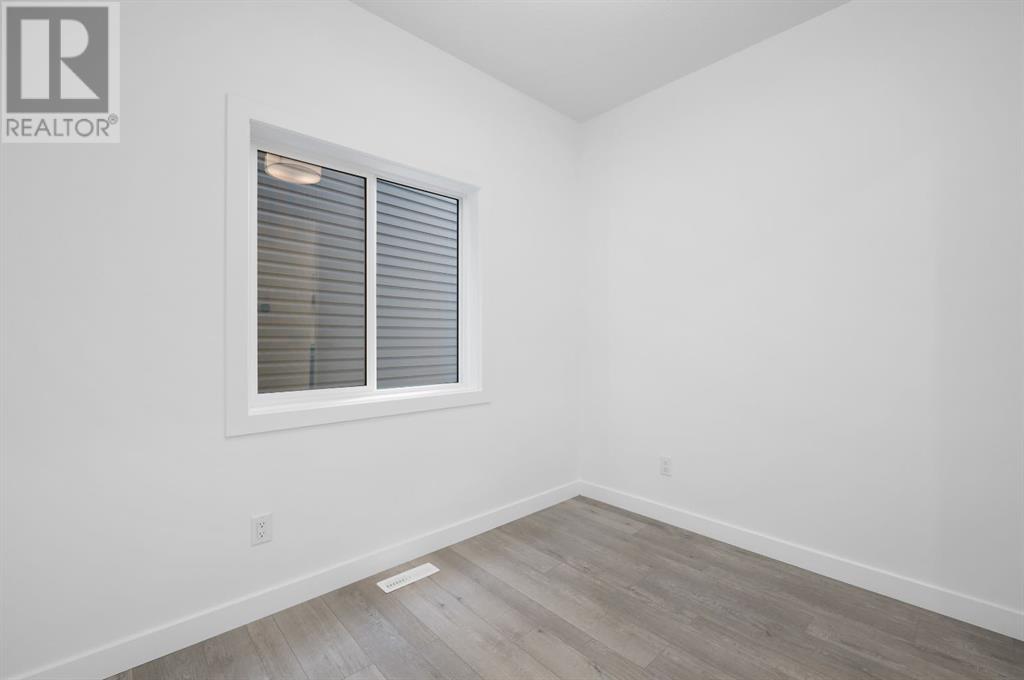 Property at 43 Carringvue Place NW image 3