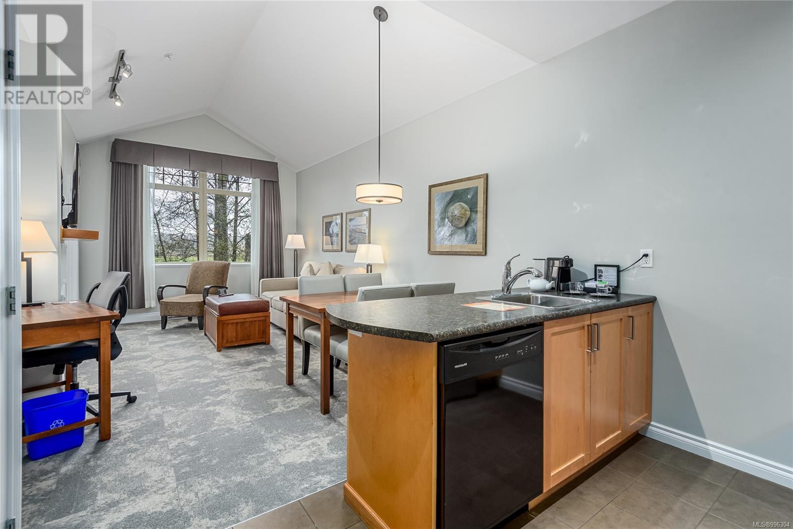 312b 1800 Riverside Lane, Courtenay, British Columbia  V9N 8C7 - Photo 6 - 996304