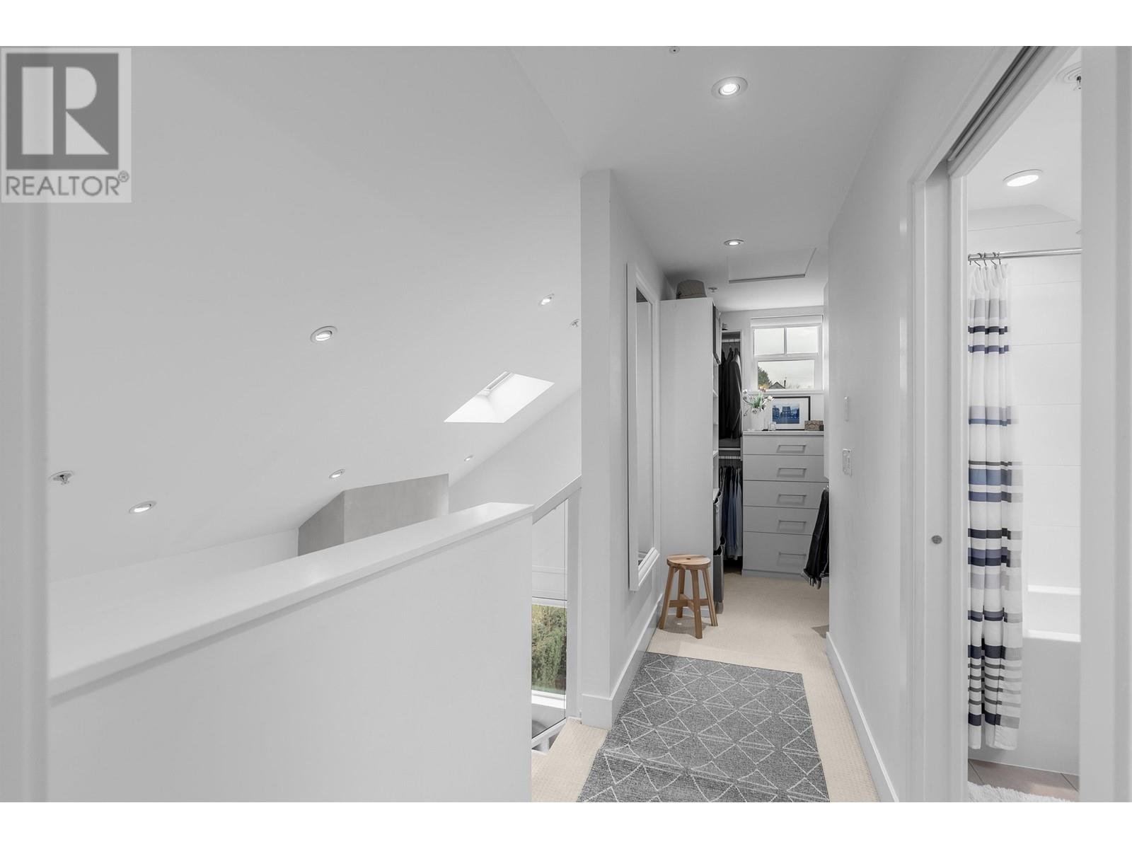 Listing Picture 12 of 35 : 367 E 16TH AVENUE, Vancouver / 溫哥華 - 魯藝地產 Yvonne Lu Group - MLS Medallion Club Member