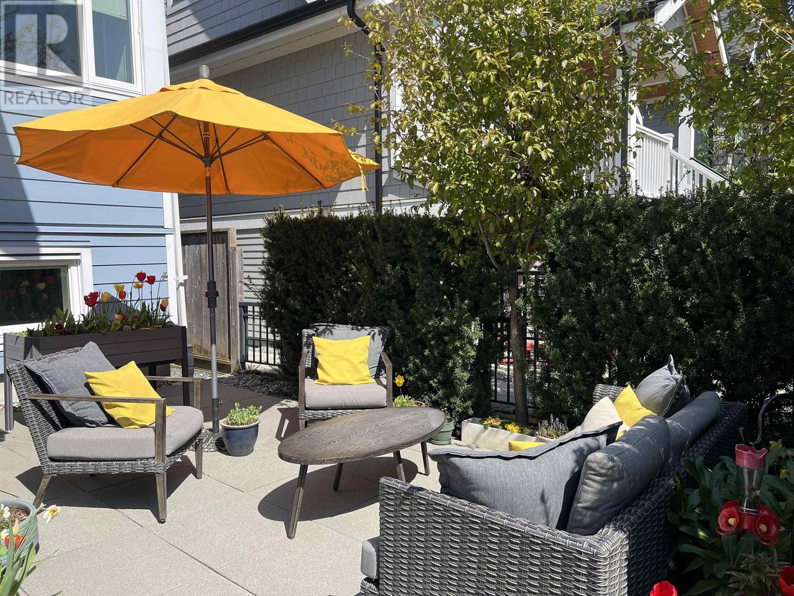 Listing Picture 32 of 35 : 367 E 16TH AVENUE, Vancouver / 溫哥華 - 魯藝地產 Yvonne Lu Group - MLS Medallion Club Member