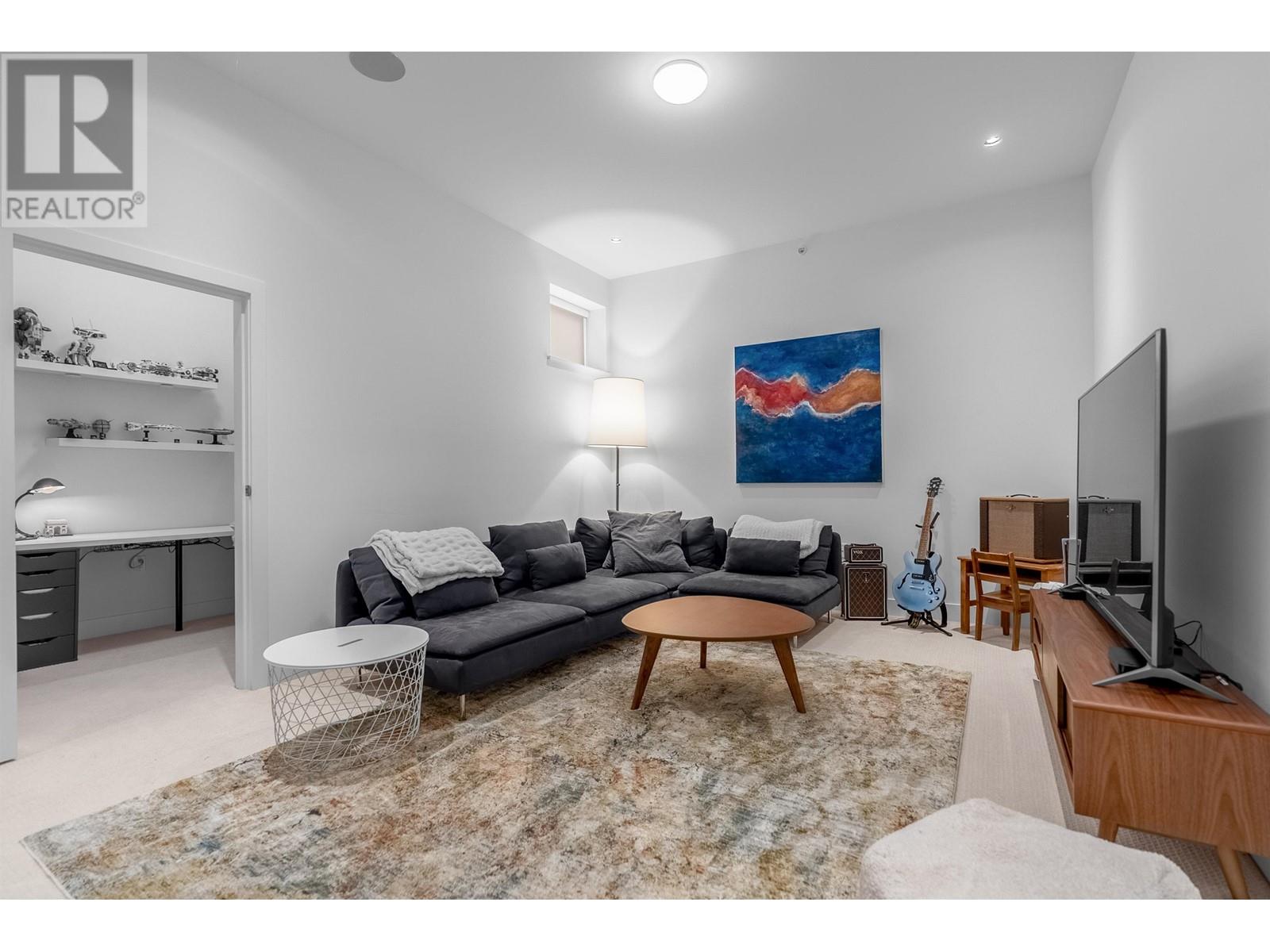 Listing Picture 20 of 35 : 367 E 16TH AVENUE, Vancouver / 溫哥華 - 魯藝地產 Yvonne Lu Group - MLS Medallion Club Member