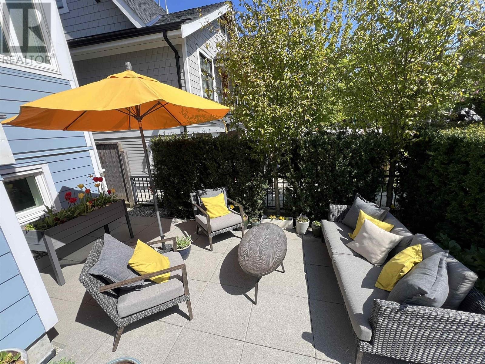 Listing Picture 31 of 35 : 367 E 16TH AVENUE, Vancouver / 溫哥華 - 魯藝地產 Yvonne Lu Group - MLS Medallion Club Member