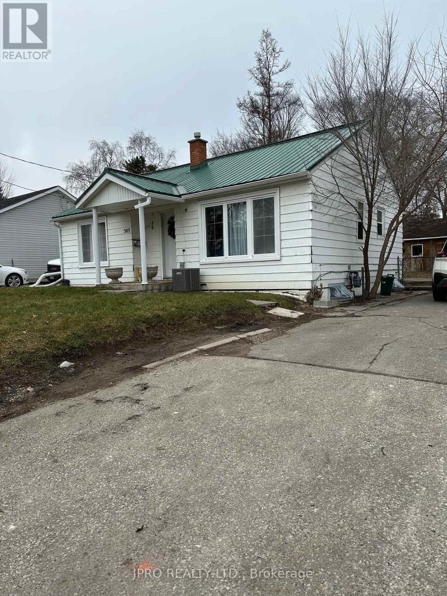 Lower - 305 Eagle Street, Newmarket, Ontario  L3Y 1K2 - Photo 1 - N12099908