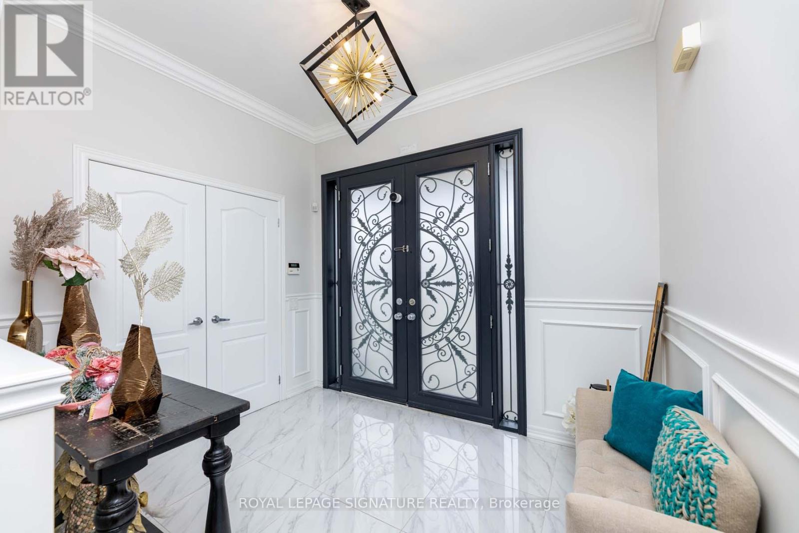18 LADY VALENTINA AVENUE, Vaughan, Ontario