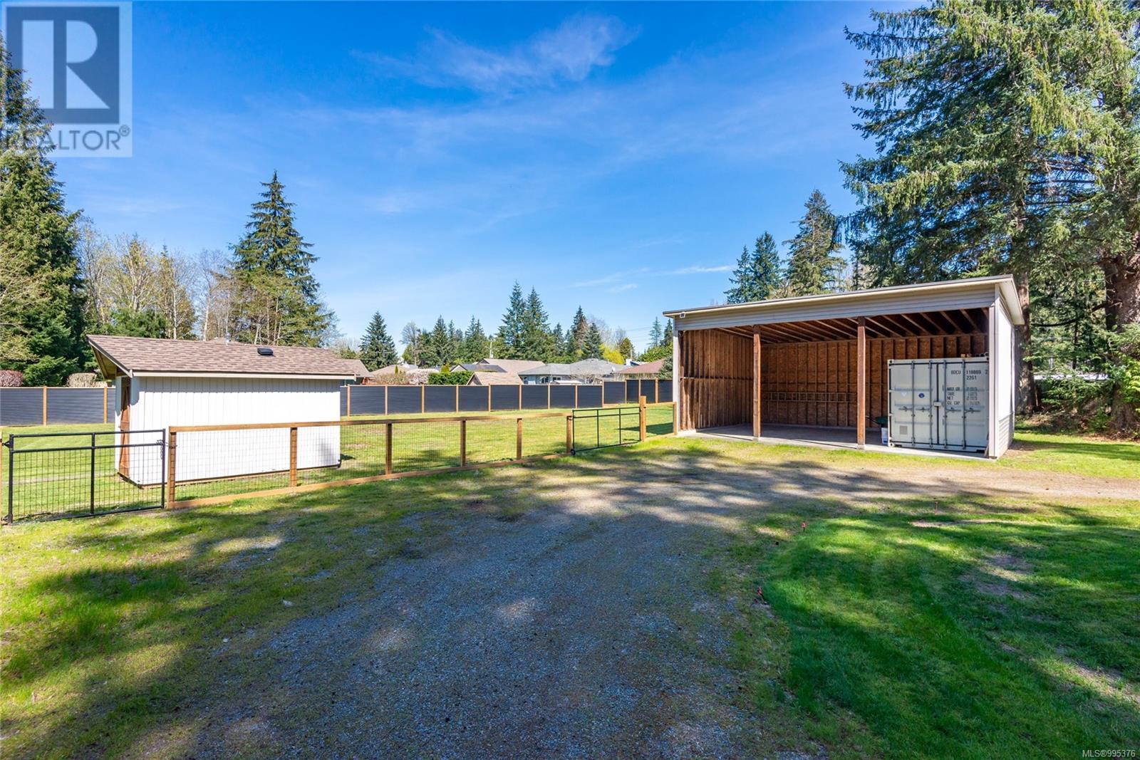 Property at 960 Evergreen Rd image 4