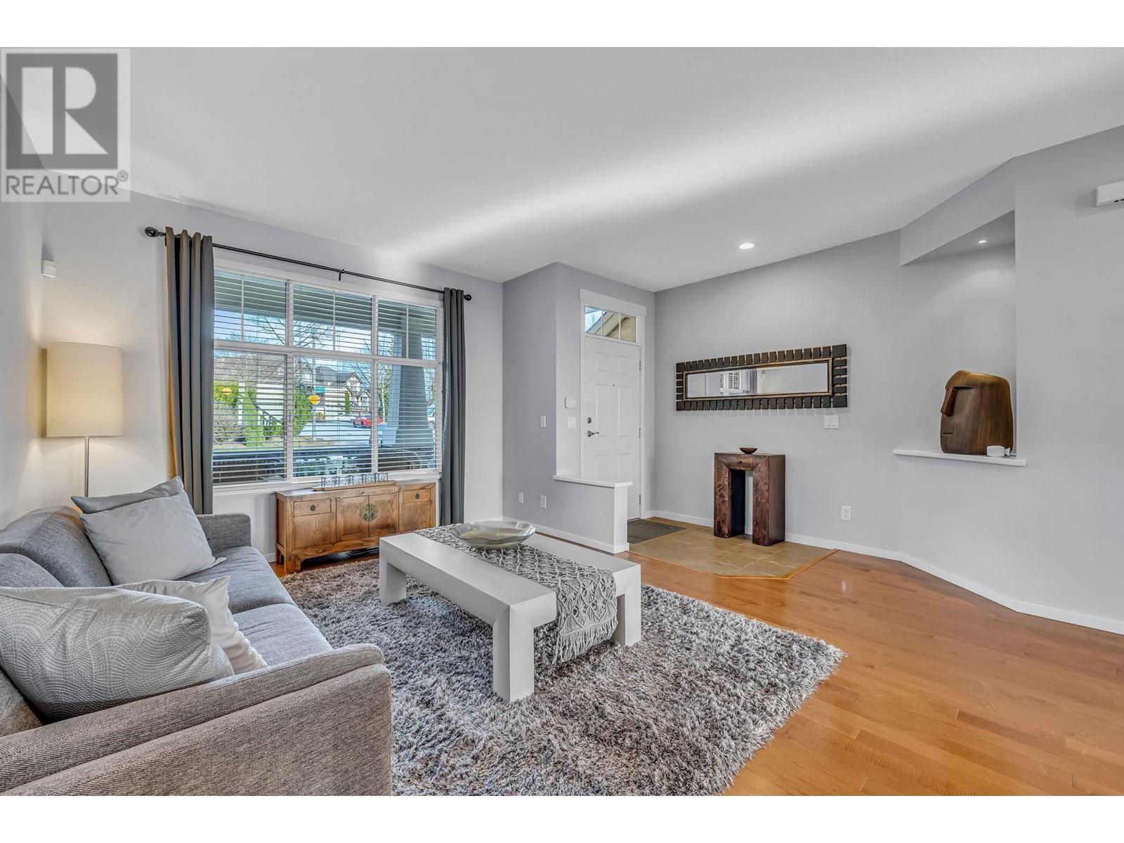 Property at 149 SYCAMORE DRIVE image 4
