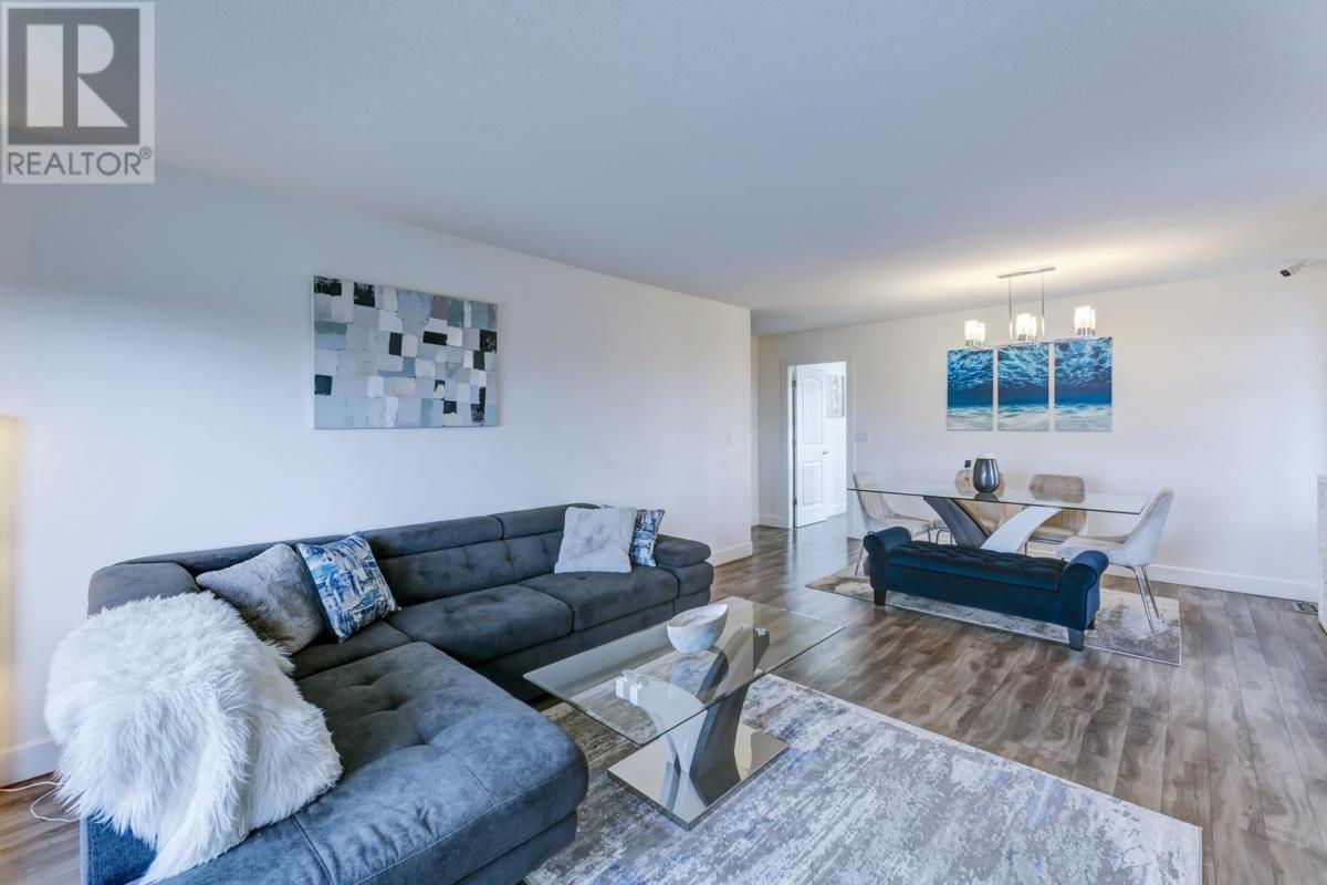 Property at 11390 HARRISON STREET image 4