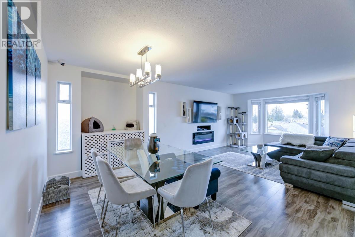 Property at 11390 HARRISON STREET image 5