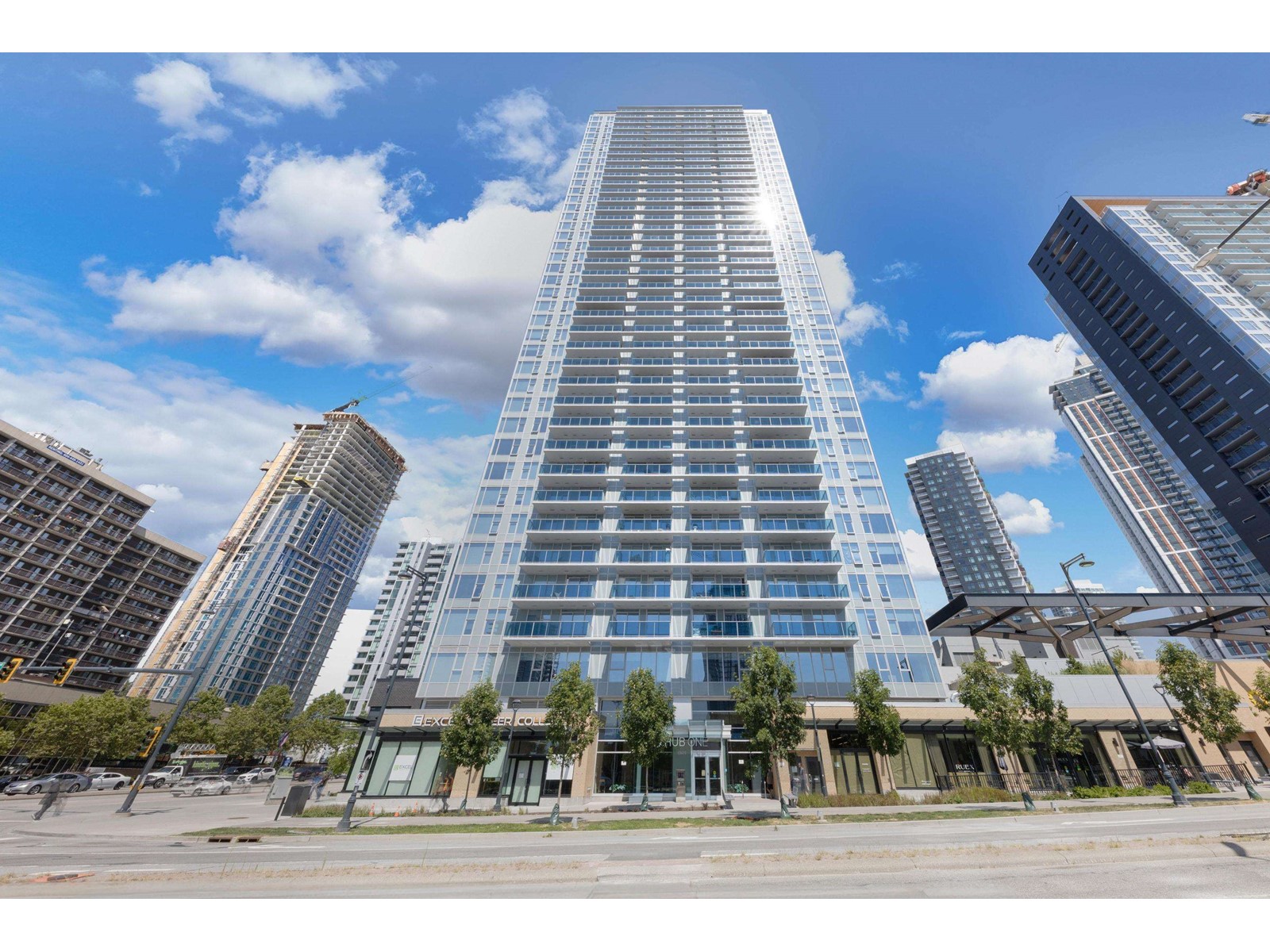 2112 13615 FRASER HIGHWAY, surrey, British Columbia