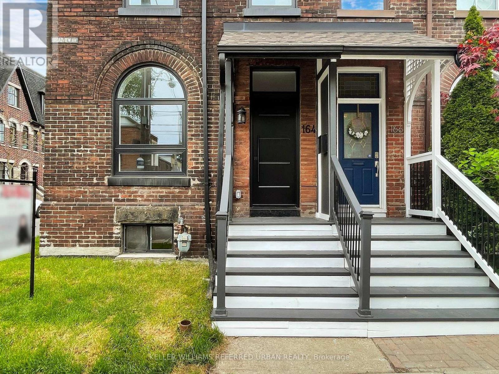 Property at 164 BROADVIEW AVENUE image 1