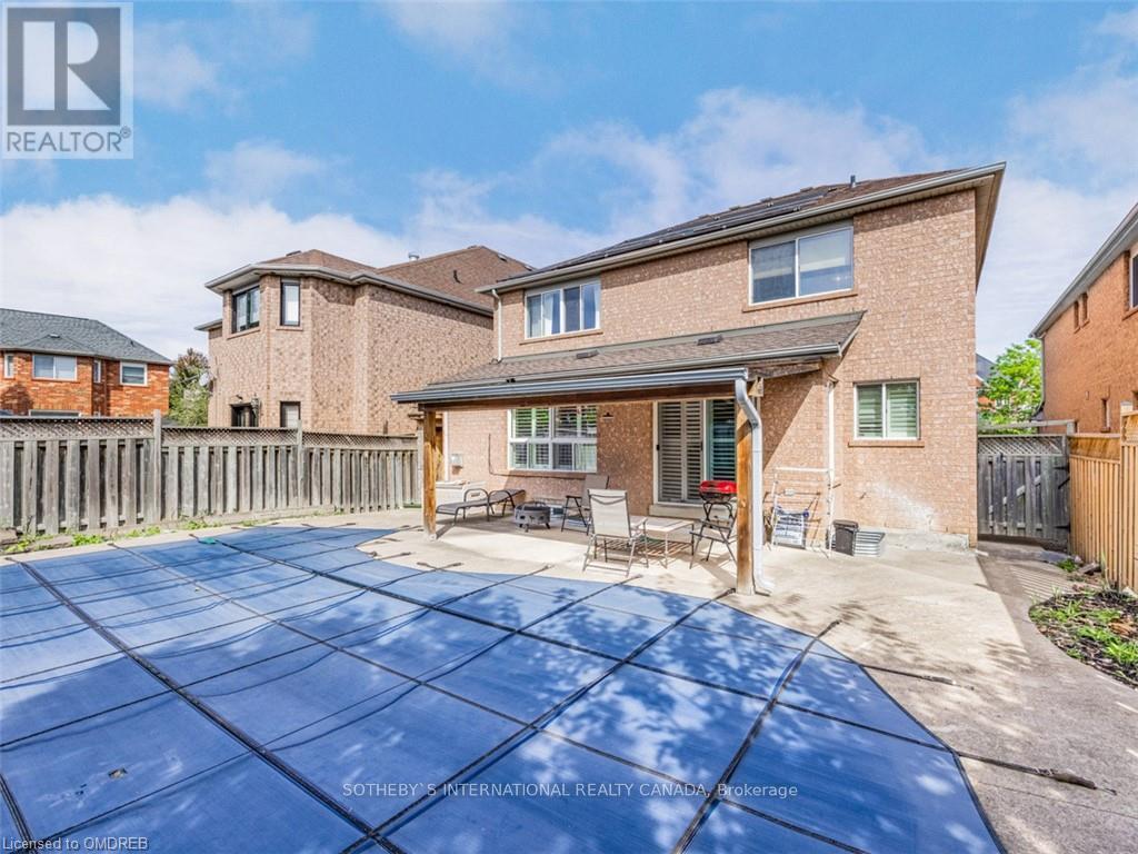 5930 Bassinger Place, Mississauga, Ontario  L5M 6K5 - Photo 36 - W12081172