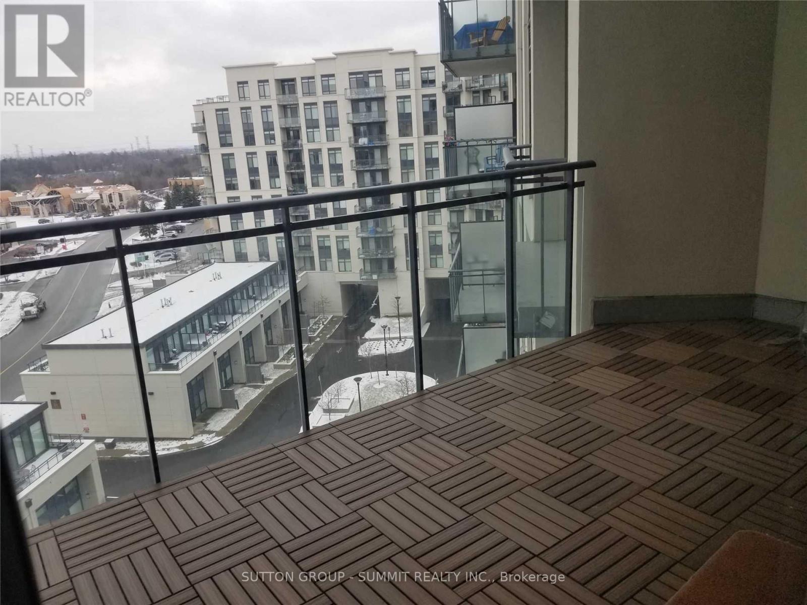 813 - 12 Woodstream Boulevard, Vaughan, Ontario  L4L 8C3 - Photo 10 - N12099678