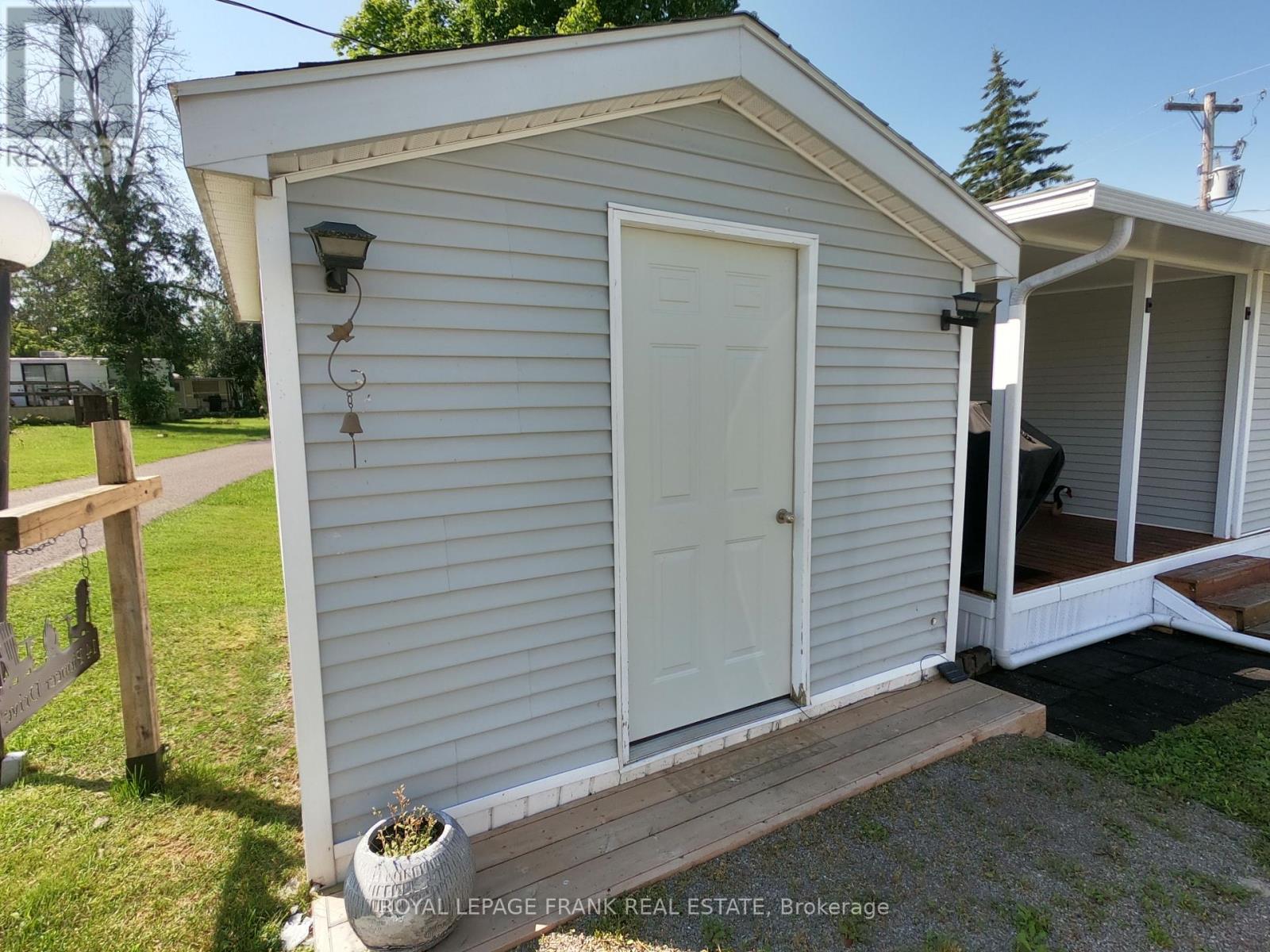 14 Pioneer Drive, Otonabee-South Monaghan, Ontario  K0L 2G0 - Photo 12 - X12099996