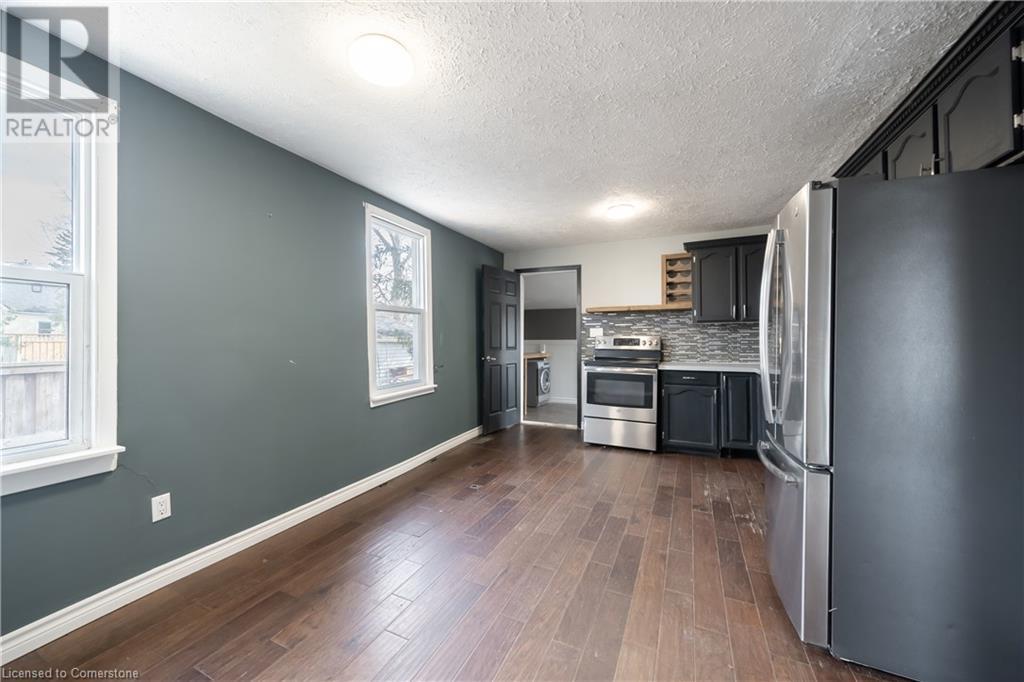 21 Renfrew Street E, Caledonia, Ontario  N3W 1E8 - Photo 10 - 40714533