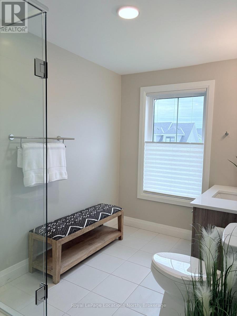 195 Courtland Street W, Blue Mountains, Ontario  L9Y 4E4 - Photo 25 - X12093571
