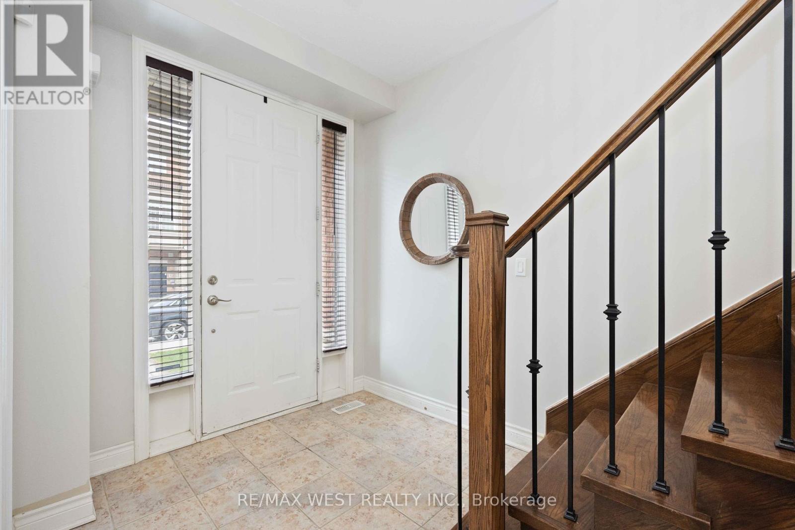 Property at 17 JOHN FRANK ROAD image 4