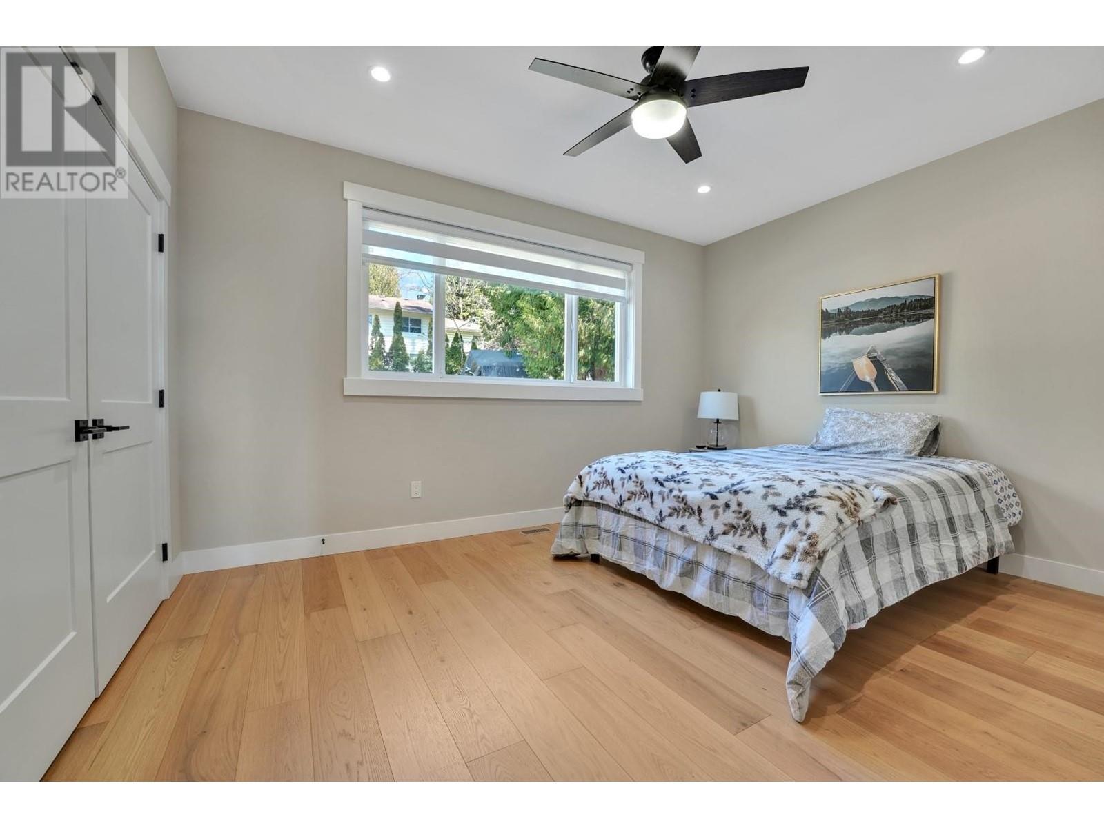 1939 Brunette Avenue, Coquitlam, British Columbia  V3K 1H8 - Photo 28 - R2993787