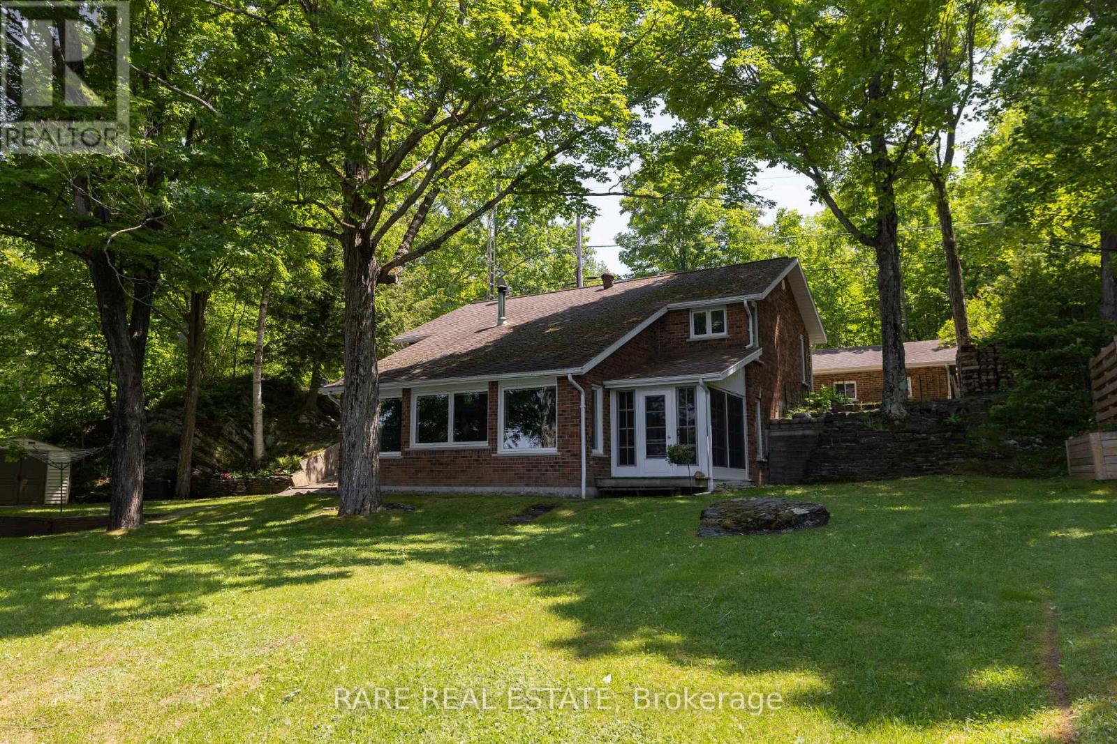 1047 Country Lane, Frontenac, Ontario  K0H 2P2 - Photo 25 - X12098332