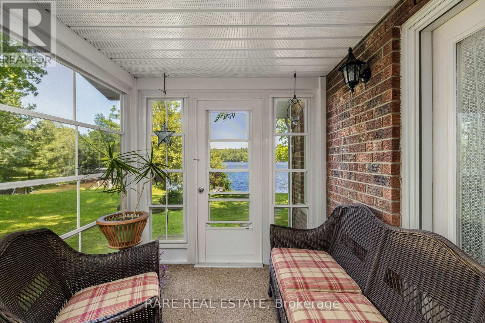 1047 Country Lane, Frontenac, Ontario  K0H 2P2 - Photo 9 - X12098332