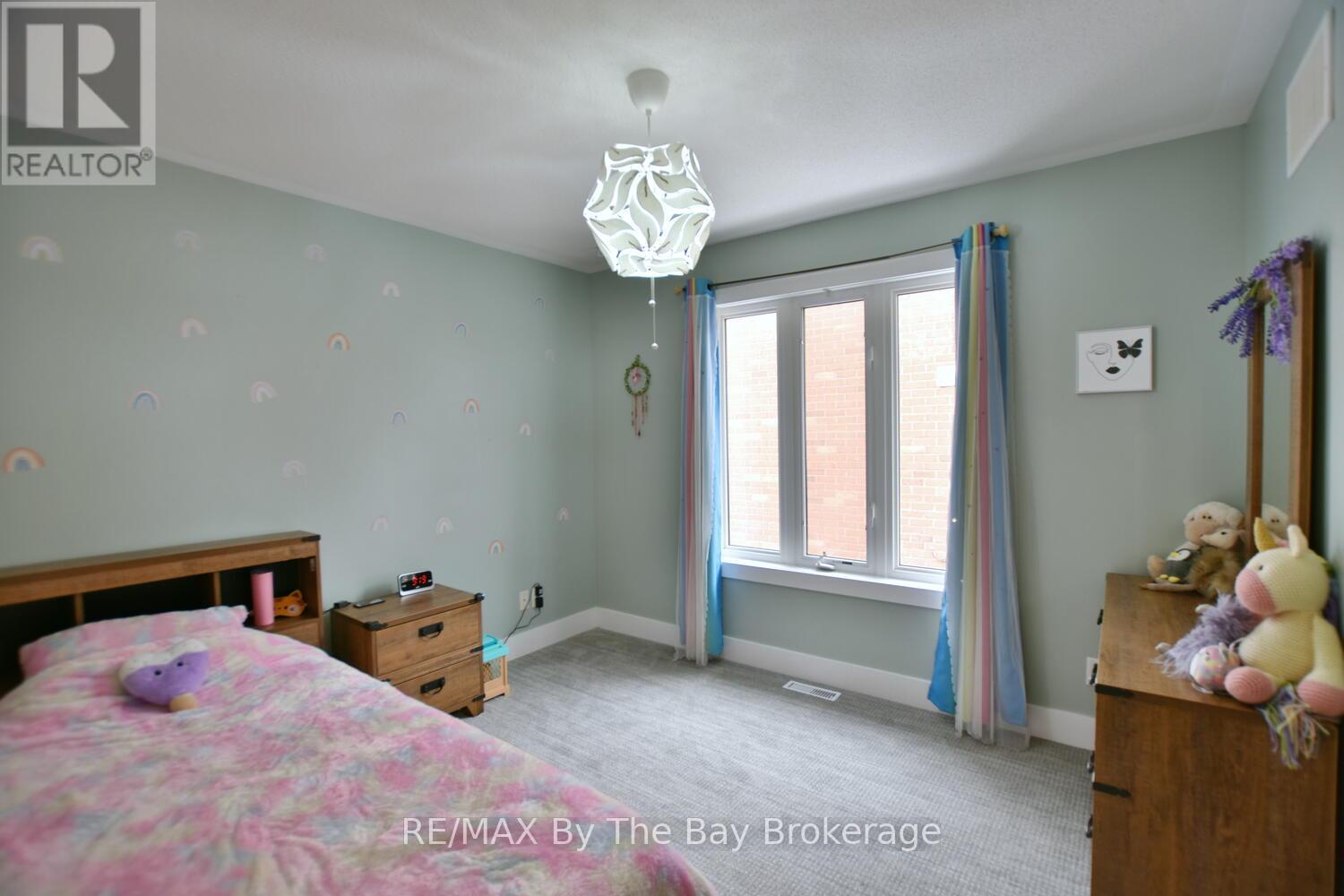 424 Ramblewood Drive, Wasaga Beach, Ontario  L9Z 1P3 - Photo 21 - S12021006