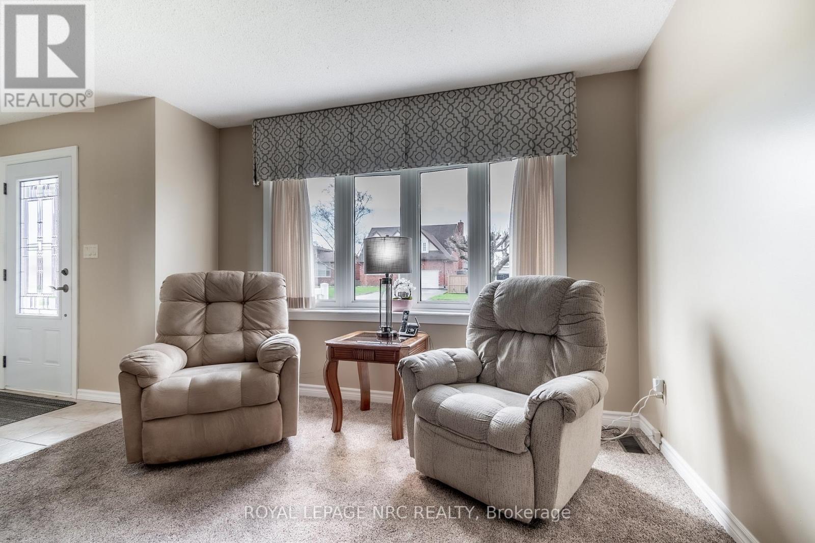 37 Michael Drive S, Port Colborne (Sugarloaf), Ontario  L3K 3C3 - Photo 8 - X12100012