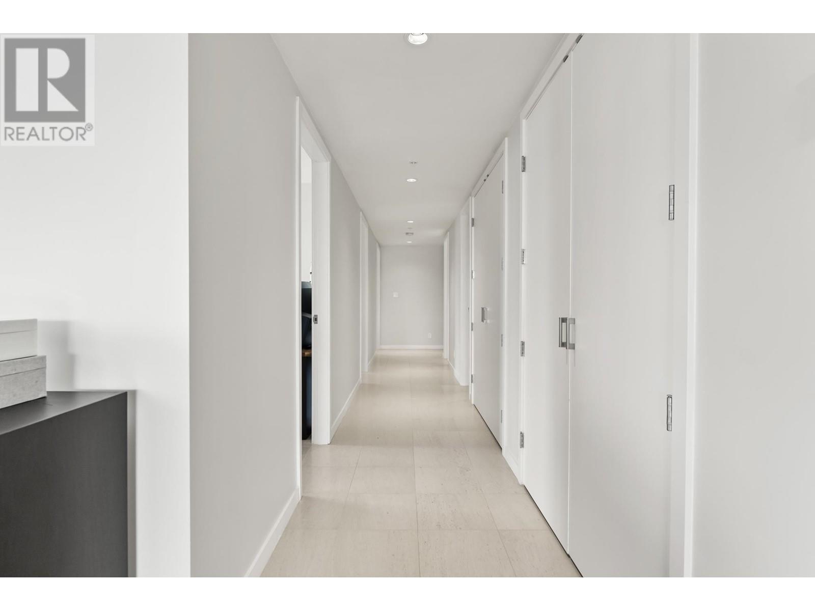 Listing Picture 24 of 40 : 503 6063 IONA DRIVE, Vancouver / 溫哥華 - 魯藝地產 Yvonne Lu Group - MLS Medallion Club Member