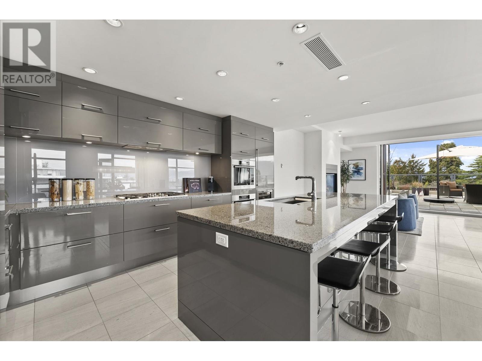 Listing Picture 16 of 40 : 503 6063 IONA DRIVE, Vancouver / 溫哥華 - 魯藝地產 Yvonne Lu Group - MLS Medallion Club Member