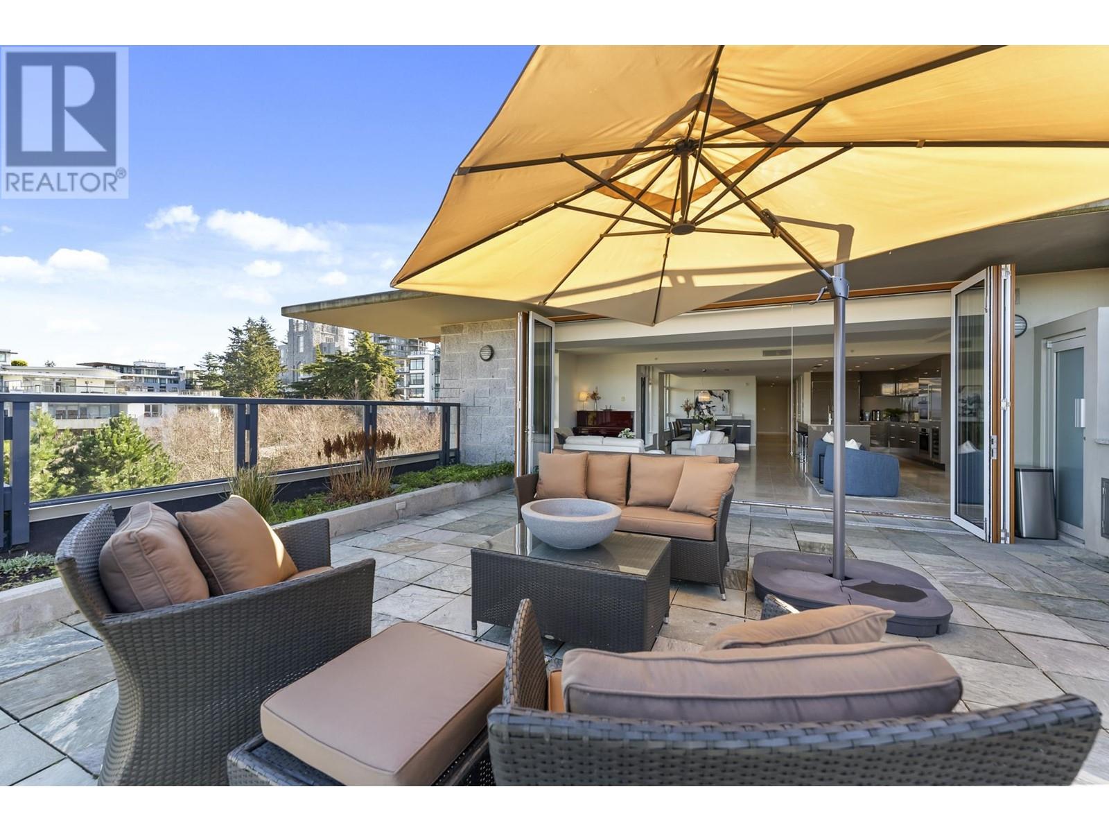 Listing Picture 10 of 40 : 503 6063 IONA DRIVE, Vancouver / 溫哥華 - 魯藝地產 Yvonne Lu Group - MLS Medallion Club Member