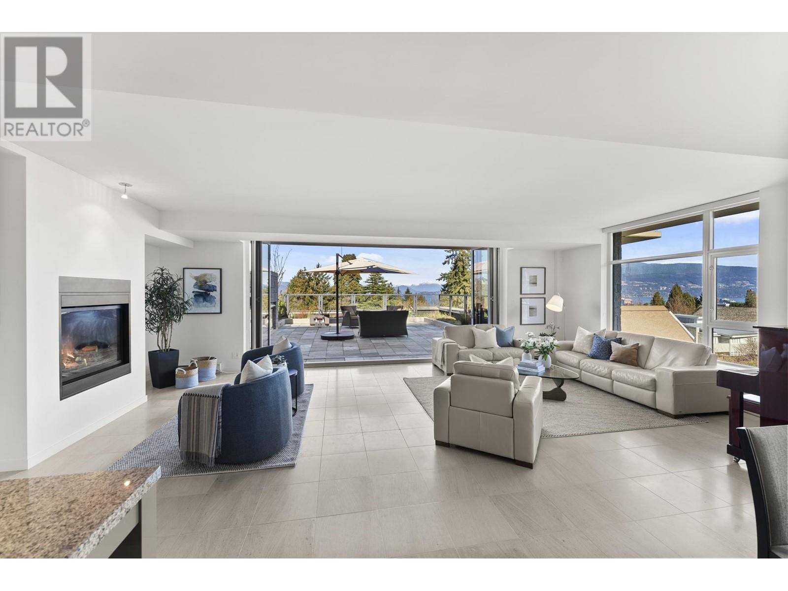 Listing Picture 4 of 40 : 503 6063 IONA DRIVE, Vancouver / 溫哥華 - 魯藝地產 Yvonne Lu Group - MLS Medallion Club Member