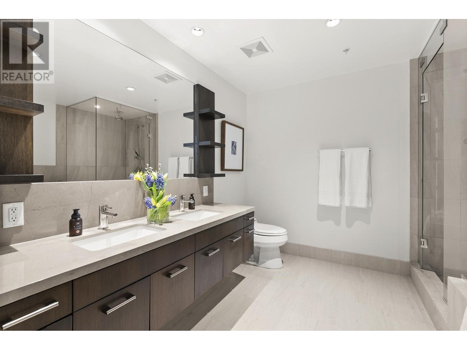 Listing Picture 20 of 40 : 503 6063 IONA DRIVE, Vancouver / 溫哥華 - 魯藝地產 Yvonne Lu Group - MLS Medallion Club Member