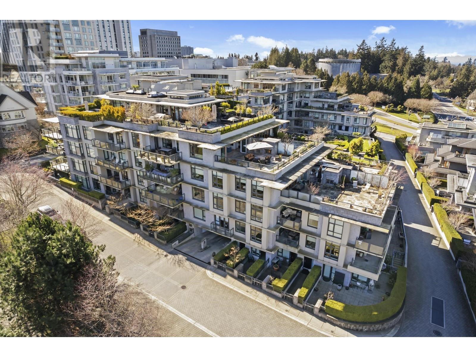 Listing Picture 32 of 40 : 503 6063 IONA DRIVE, Vancouver / 溫哥華 - 魯藝地產 Yvonne Lu Group - MLS Medallion Club Member