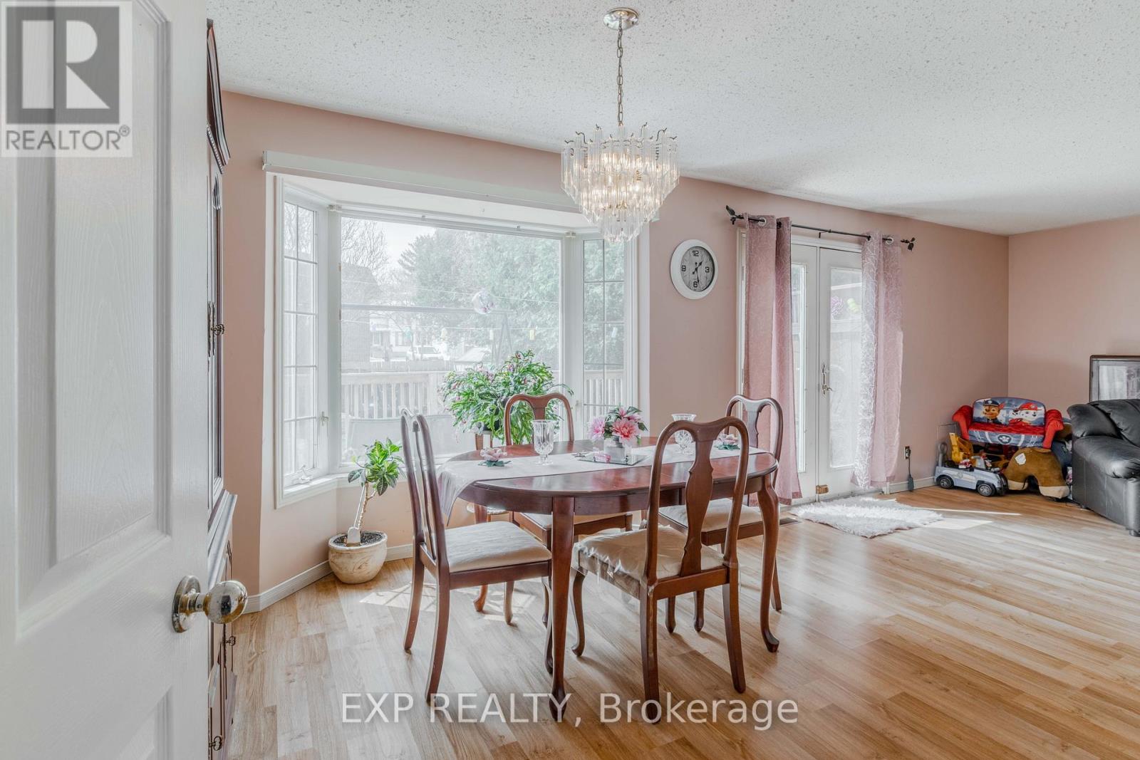 660 East Street, Edwardsburgh/cardinal, Ontario  K0E 1E0 - Photo 18 - X12100029